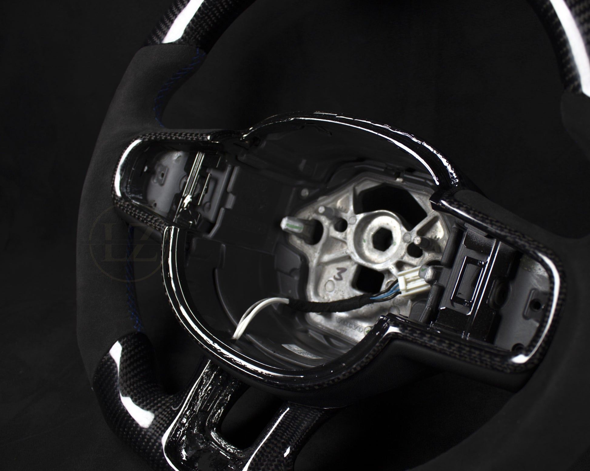 Volvo Carbon Rattdeksel - LZ-Customs