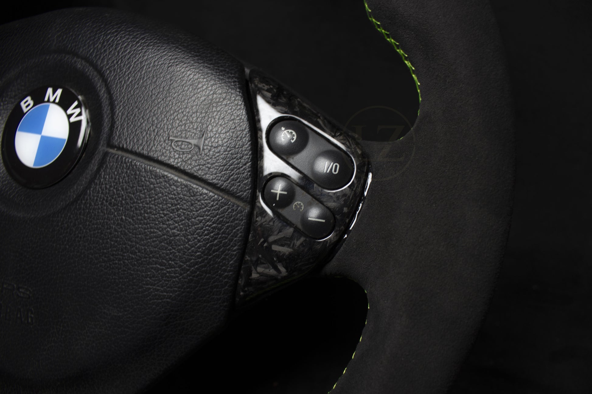 BMW E39 Alcantara og Forged Carbon Neon Grønne Detaljer - LZ-Customs