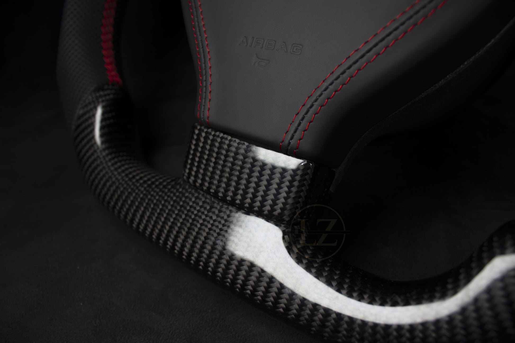 VOLKSWAGEN Scirocco MK3 Skinn/Carbon Ratt Røde Detaljer - LZ-Customs