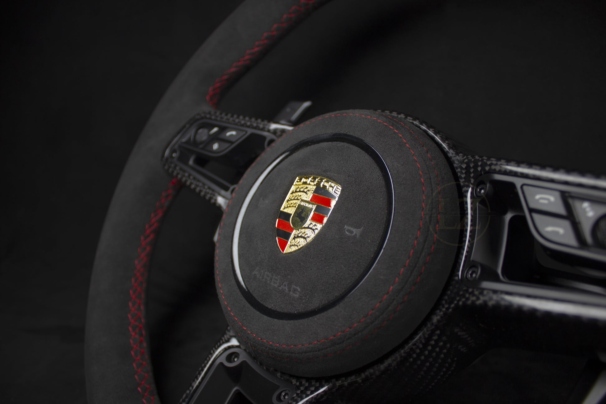 Porsche 911 Alcantara Ratt V2 - LZ-Customs