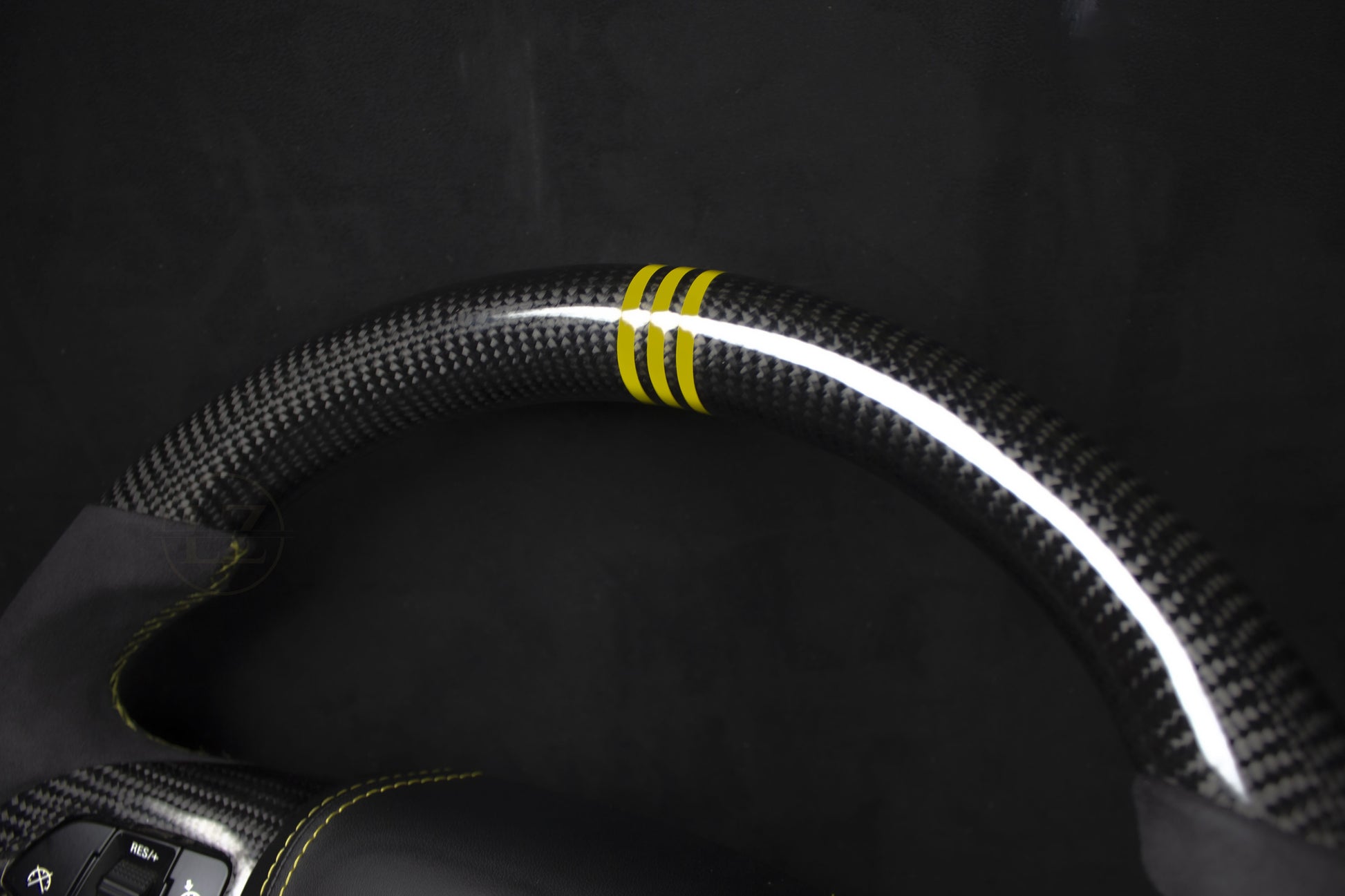 Chevrolet Camaro Alcantara/Carbon Transformers Edition - Gule Detaljer - LZ-Customs