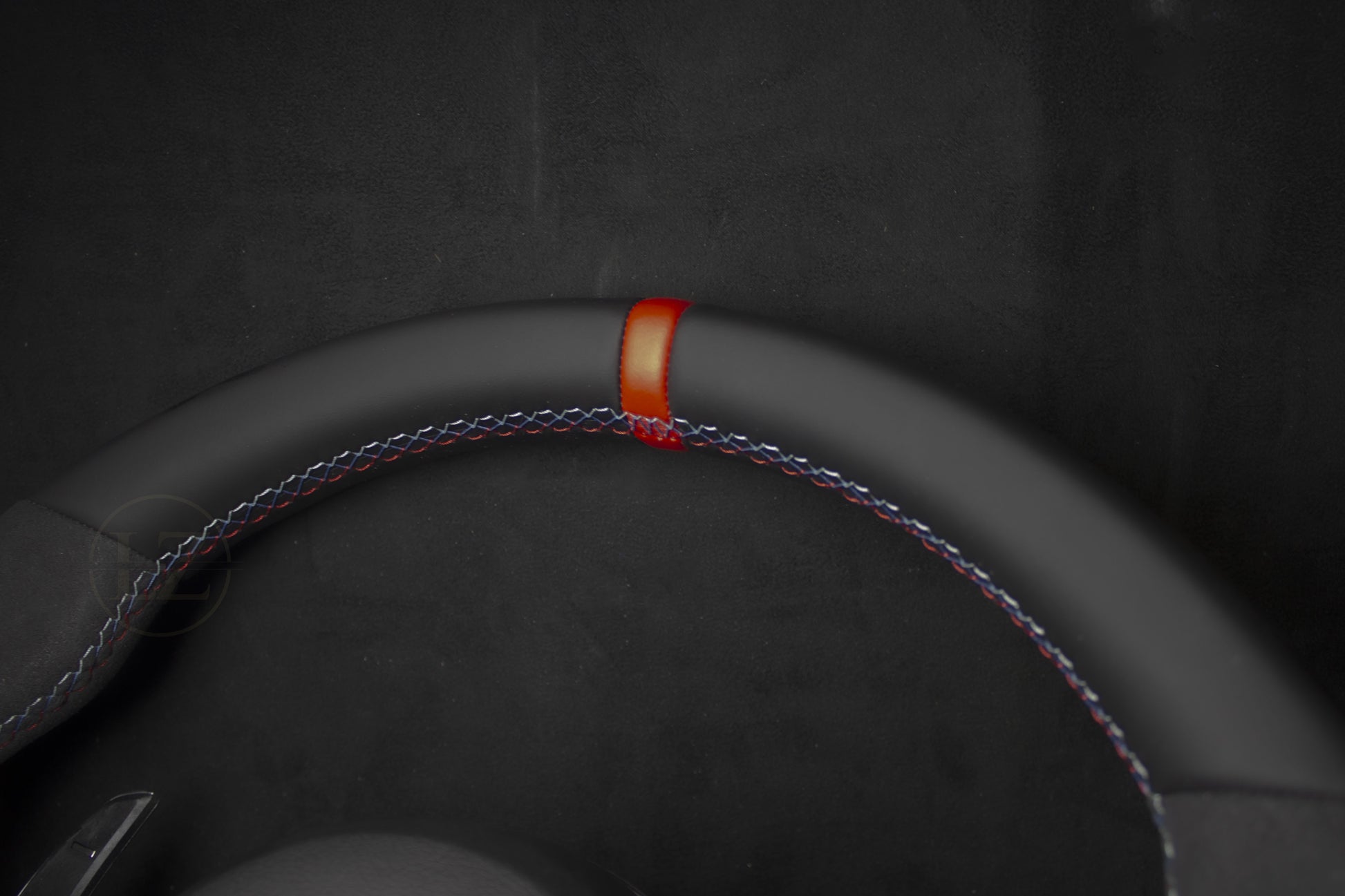 BMW F-Serie Alcantara Performance Ratt - LZ-Customs