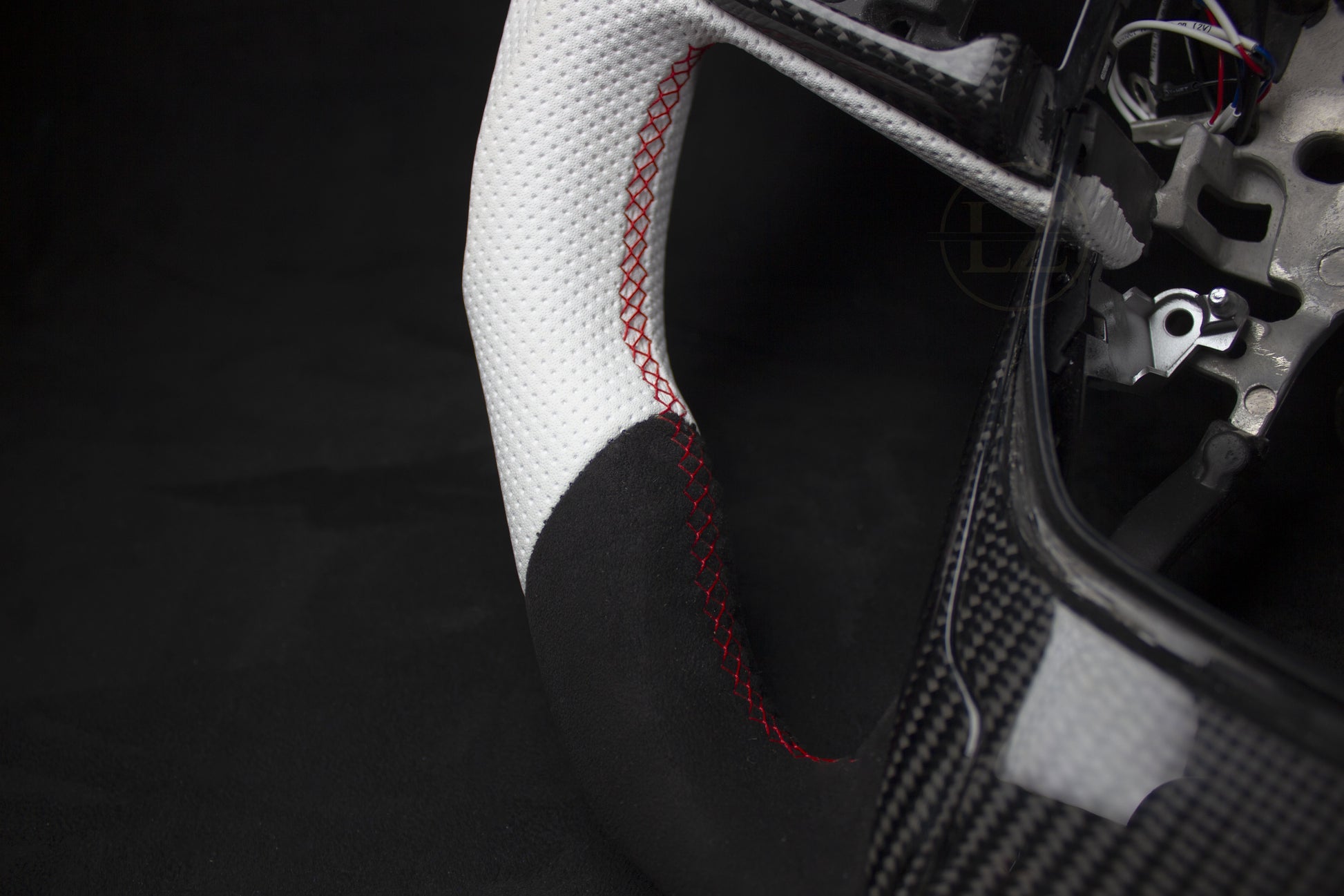 HONDA Civic R Alcantara/ Hvit Skinn LED Ratt - LZ-Customs