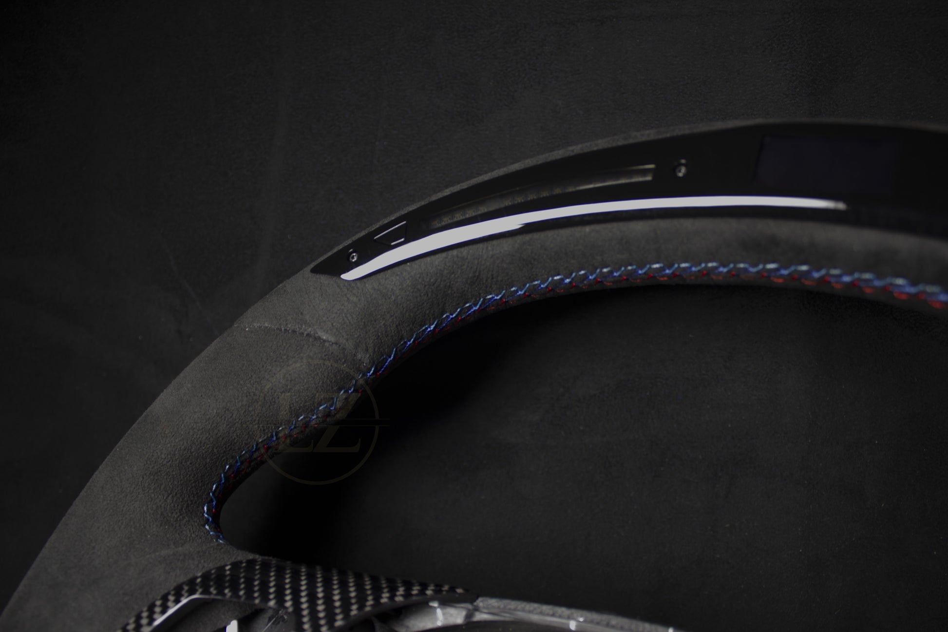 BMW E8X/E9X Alcantara LED Ratt M-Sømmer Carbon Rattdeksel - LZ-Customs