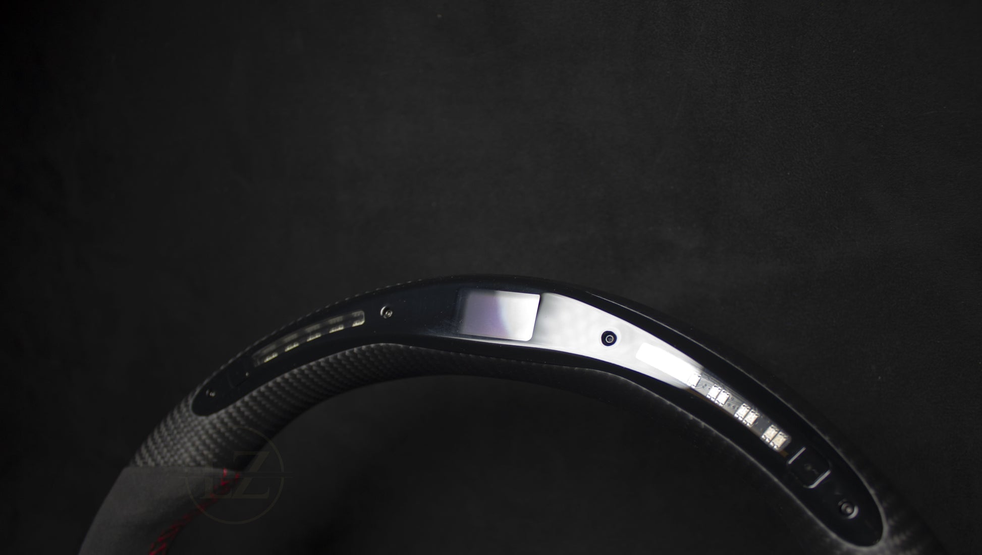 Audi R8 Alcantara/Carbon LED Ratt Røde Detaljer - LZ-Customs