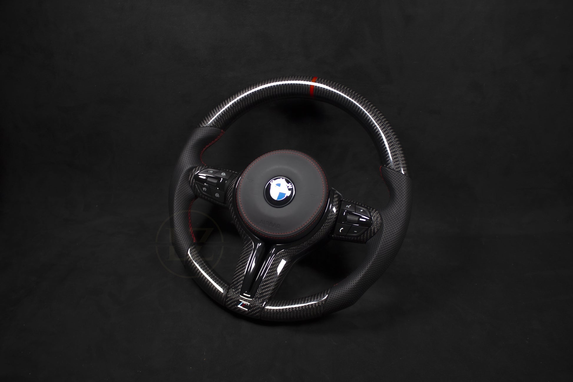 BMW F-Serie Carbon/Ventilert Skinn Ratt, Røde Detaljer - LZ-Customs