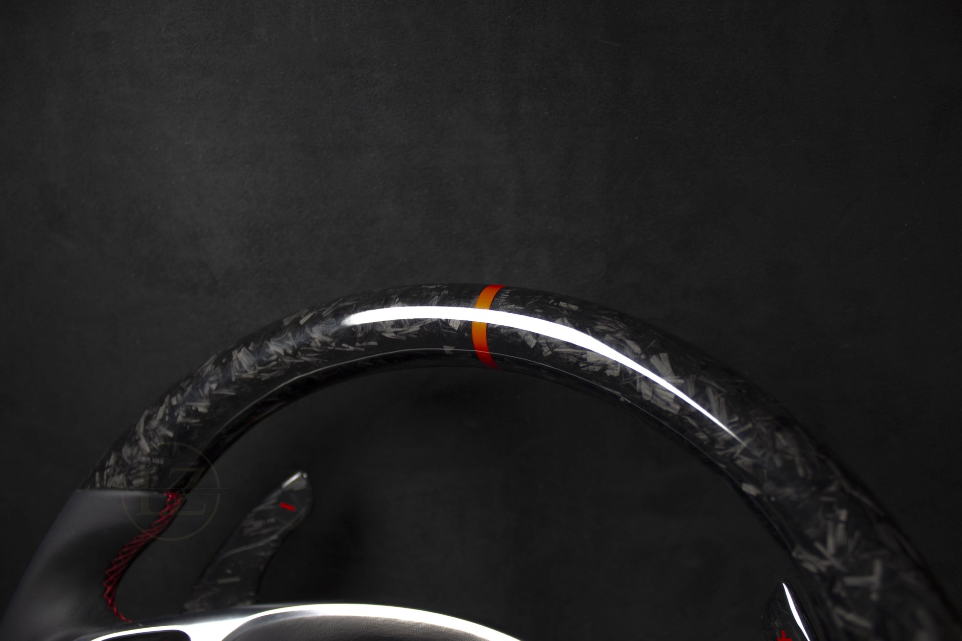 Mercedes-Benz Skinn/Forged Carbon Røde Detaljer - LZ-Customs