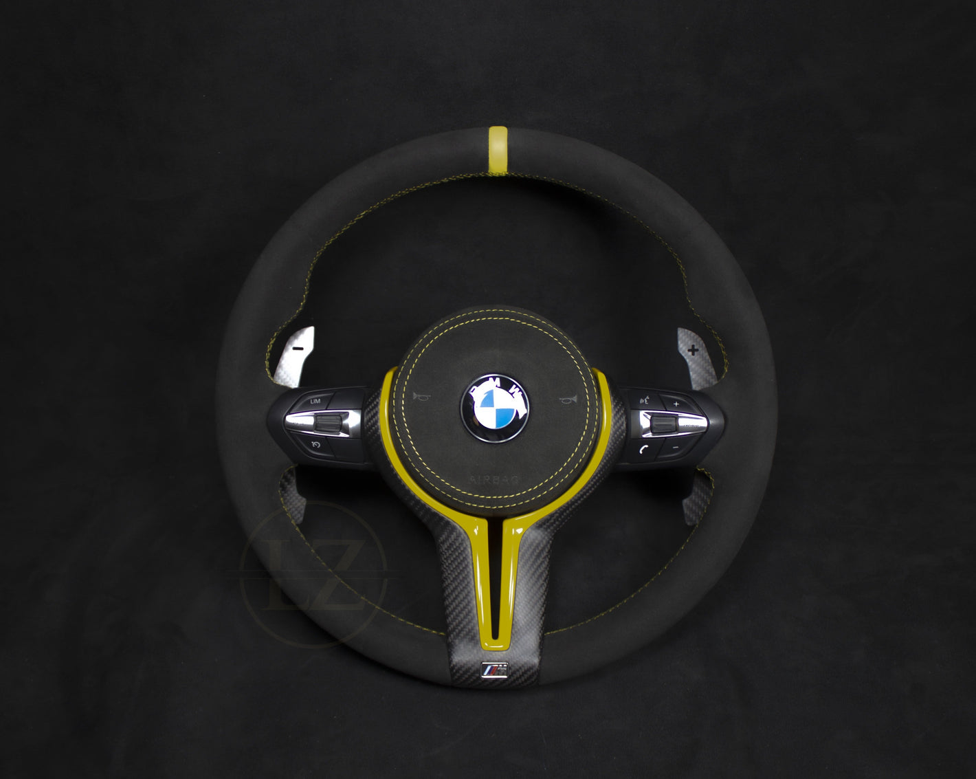 BMW F-Serie AlcantaraC Ratt Gule Detaljer Magnetiske paddles V2 - LZ-Customs