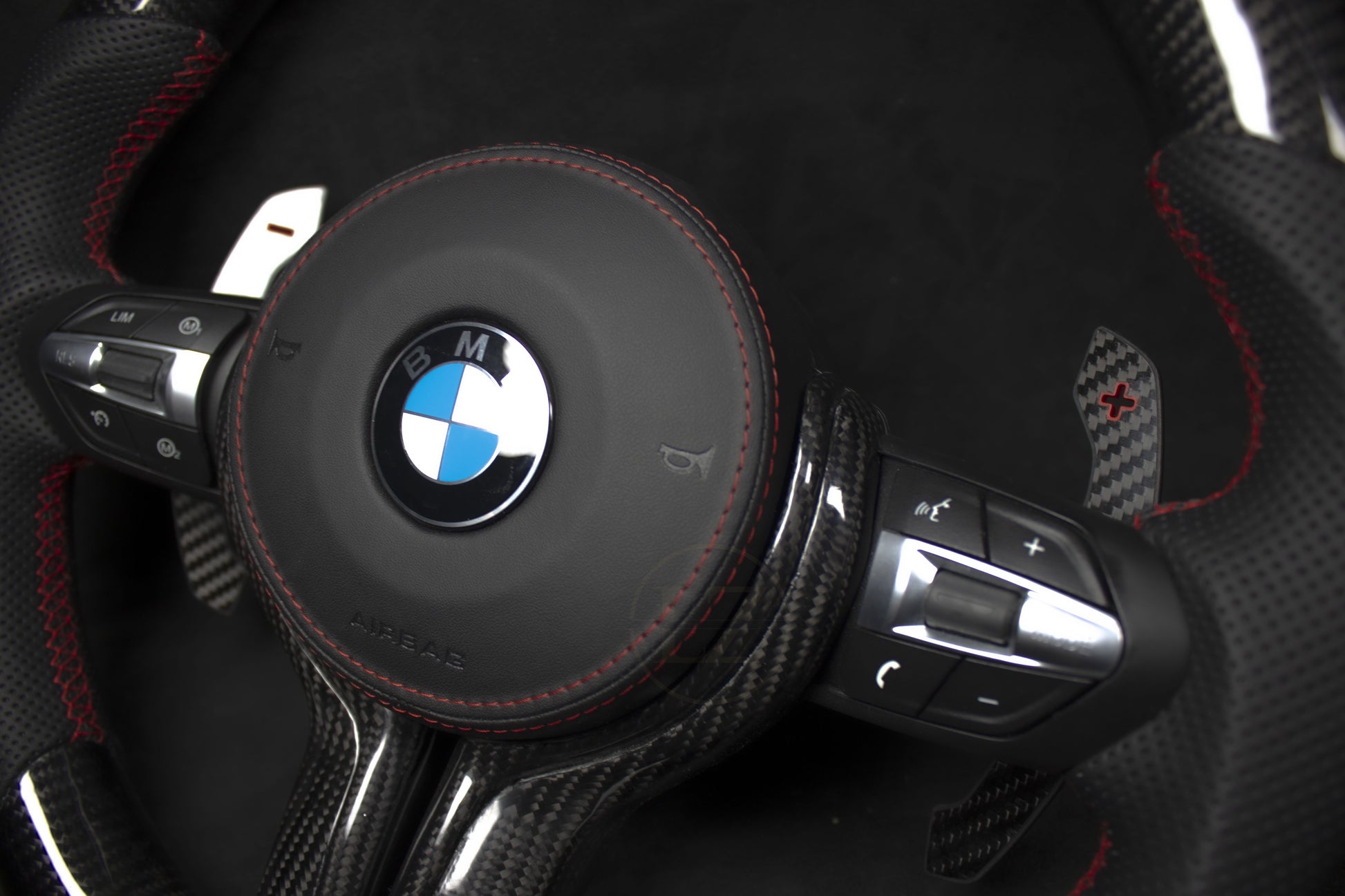 BMW F-Serie LED Ratt Skinn/Carbon Røde Detaljer - LZ-Customs