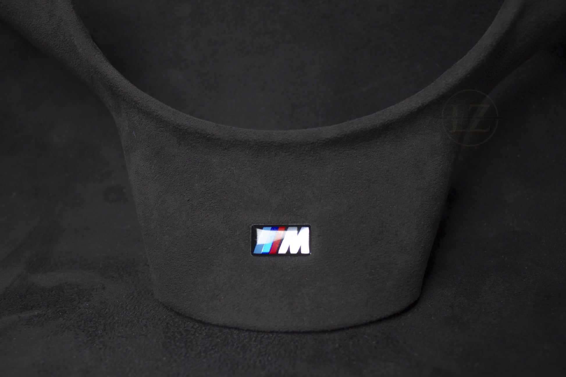 BMW E6X, E60, E61 Alcantara Rattdeksel - LZ-Customs