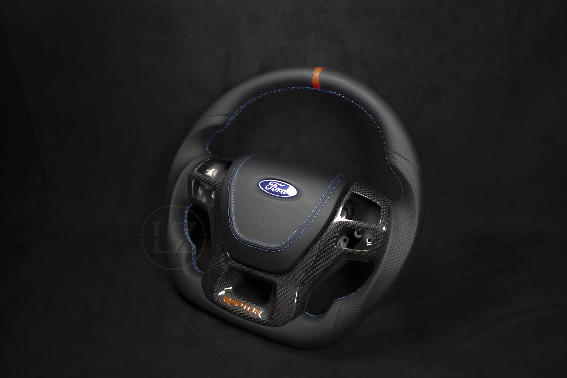 Ford F-150 Raptor Lederlenkrad – LZ-Customs