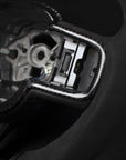 Volvo Carbon/Alcantara Ratt Blå Detaljer V2 - LZ-Customs