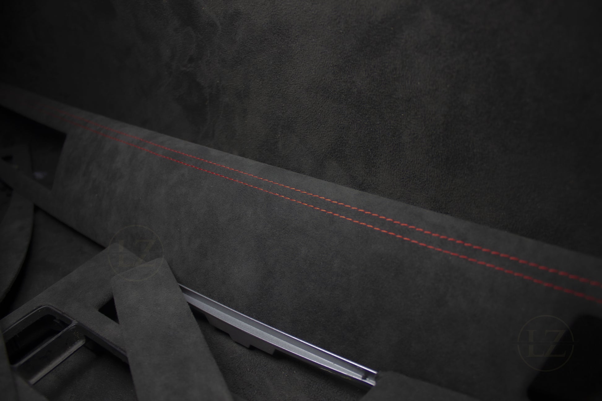 BMW E60,E61 Alcantara Interiørlister - LZ-Customs
