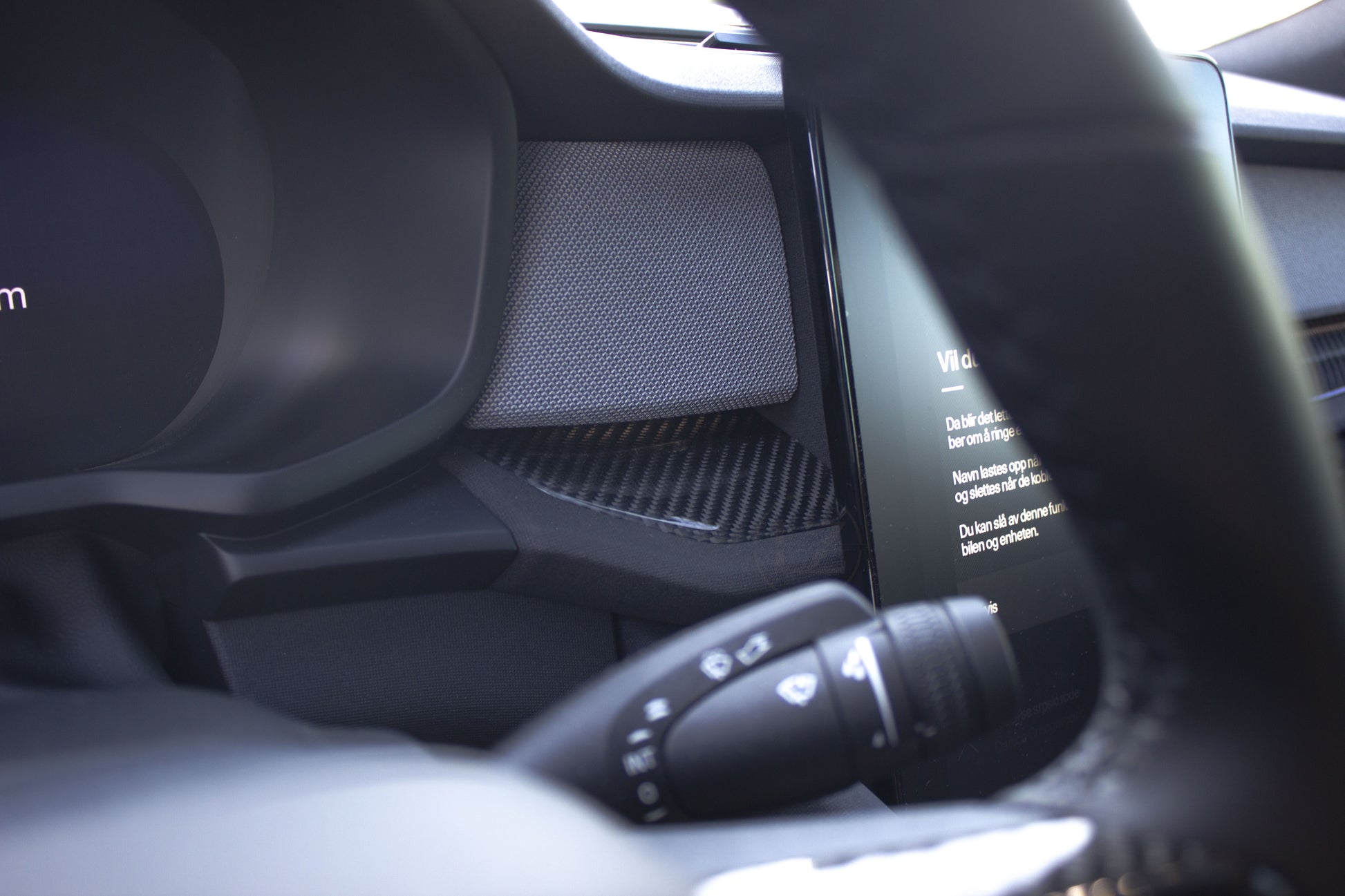 Polestar 2 Interiørlister Carbon - LZ-Customs