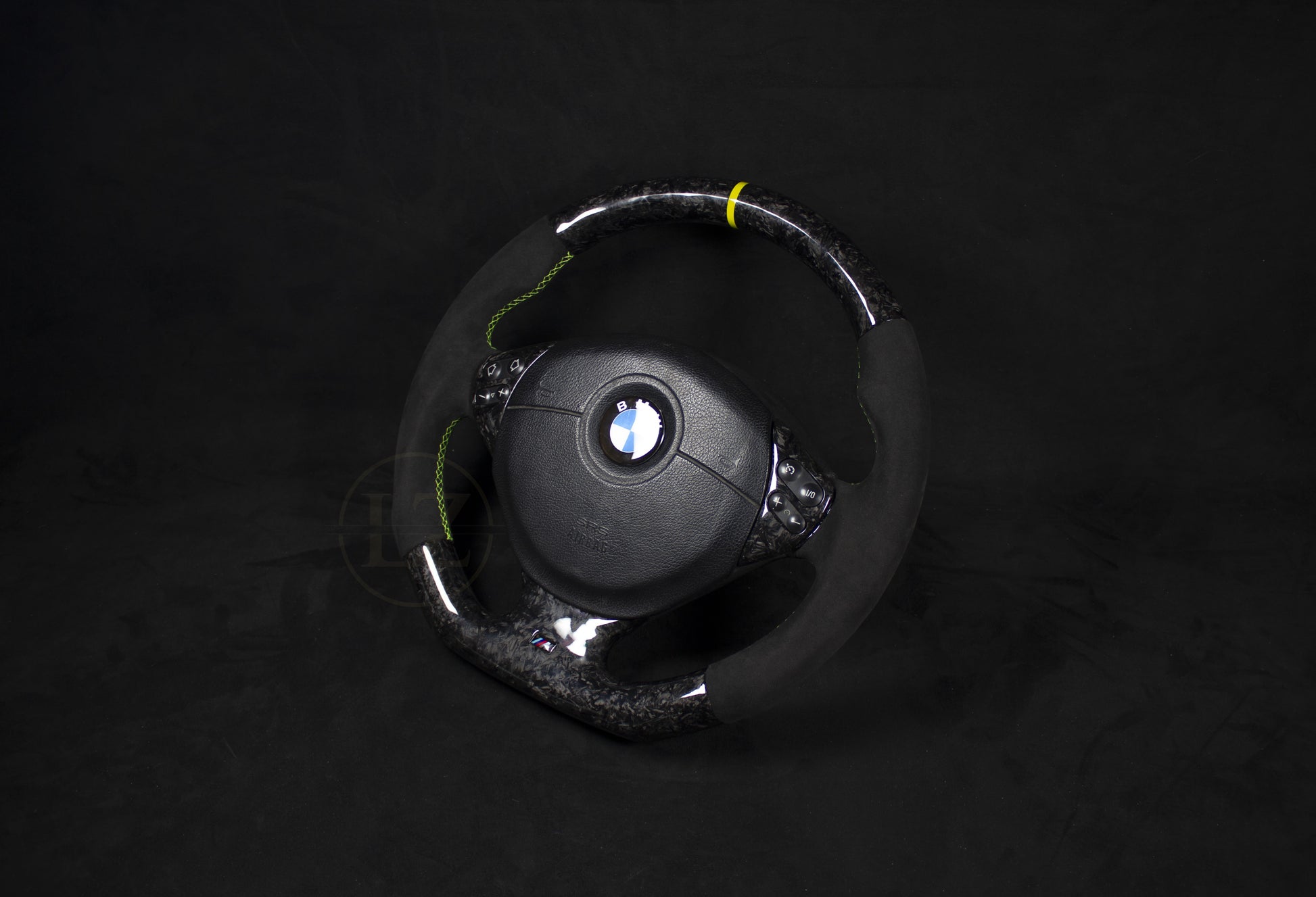 BMW E39 Alcantara og Forged Carbon Neon Grønne Detaljer - LZ-Customs