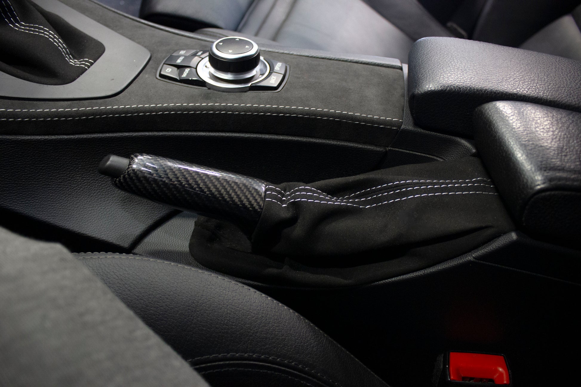 BMW E90,E91,E92,E93 Alcantara Pose til Girspak og Brekk - LZ-Customs