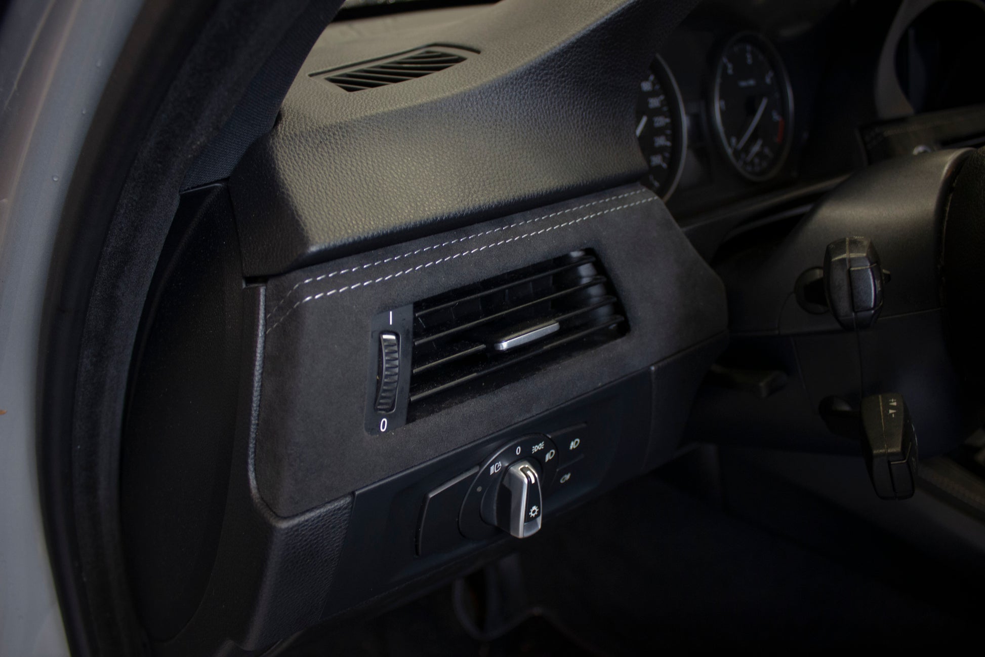 BMW E90,E91,E92,E93 Alcantara Interiør Lister - LZ-Customs