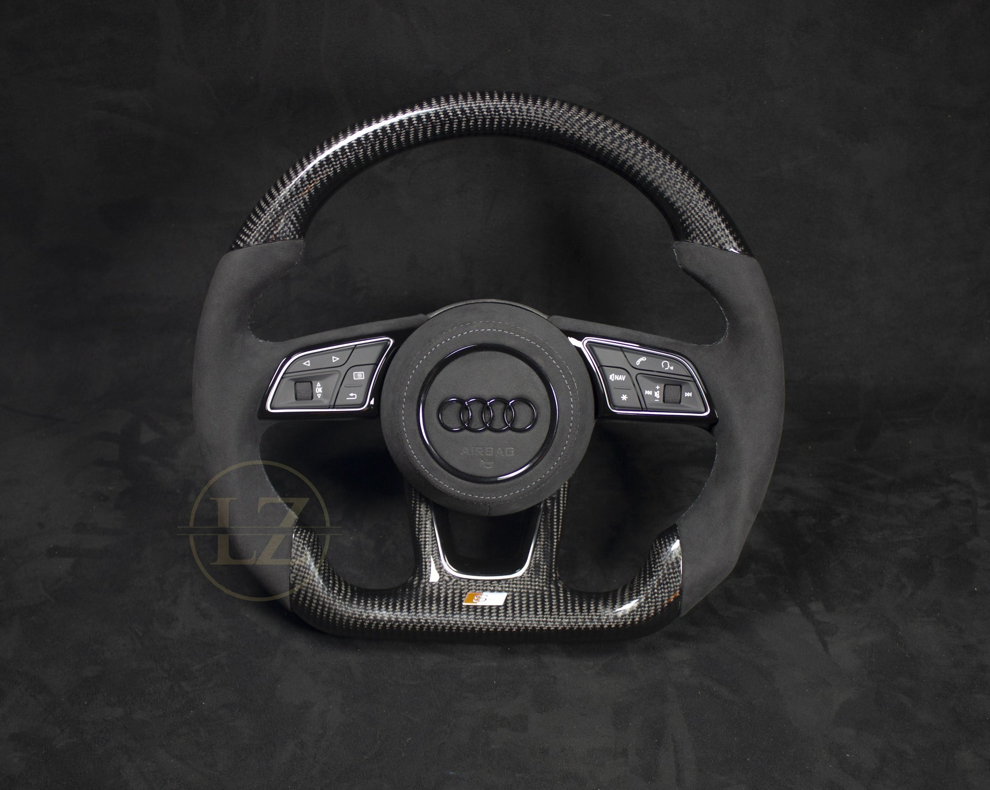 Audi B9 Alcantara Ratt Blackout - LZ-Customs