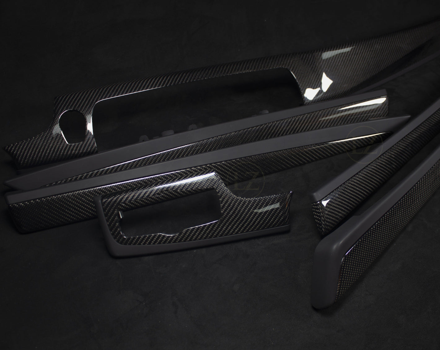KBMW F10 M5 Carbon Fiber Interiørlister - LZ-Customs