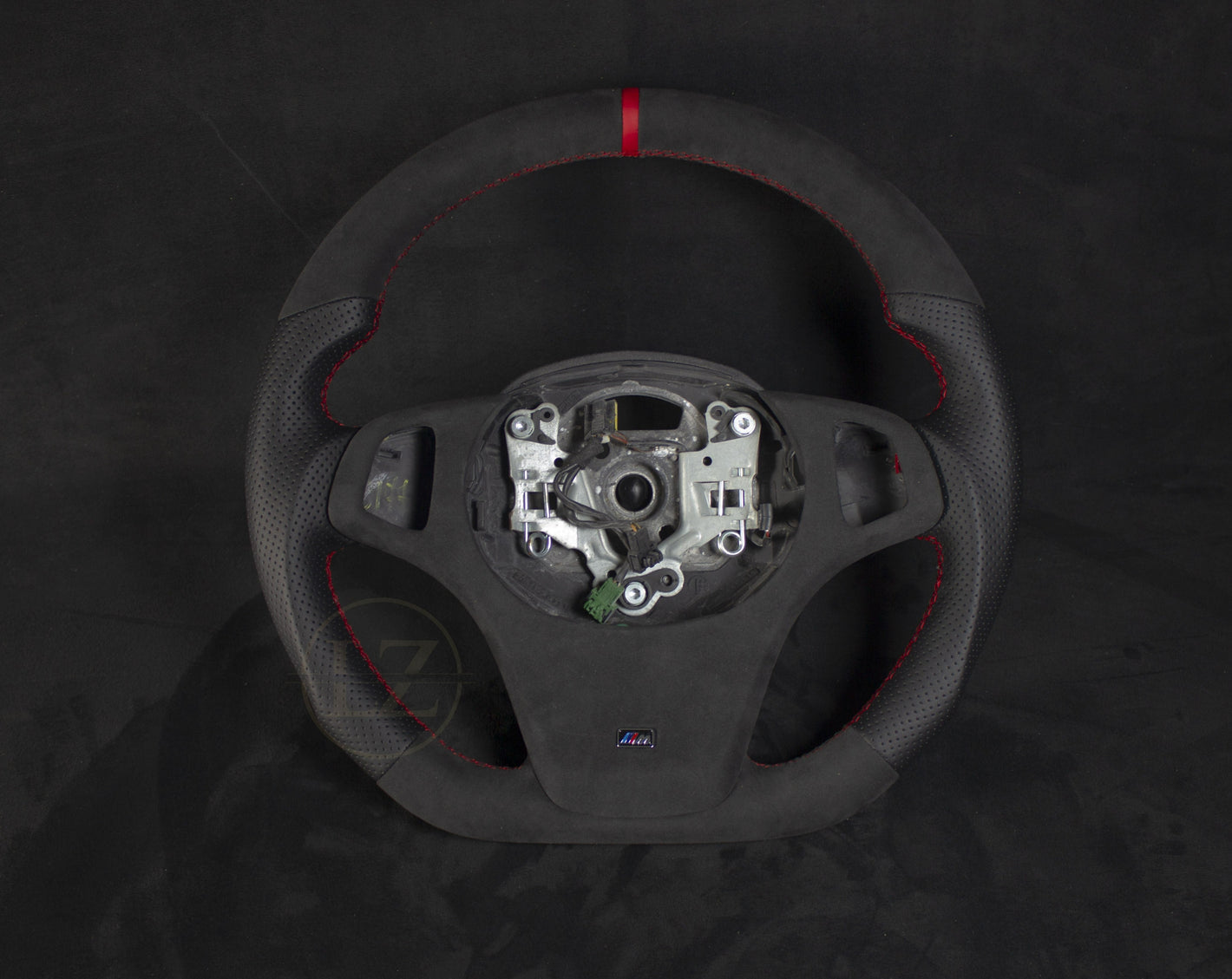 BMW E5X Alcantara/Skinn Ratt Røde Detaljer - LZ-Customs