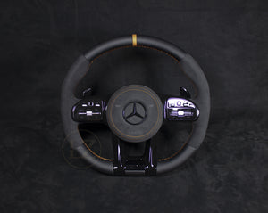 Mercedes-Benz C63 AMG Alcantara/Skinn Ratt Brune detaljer - LZ-Customs