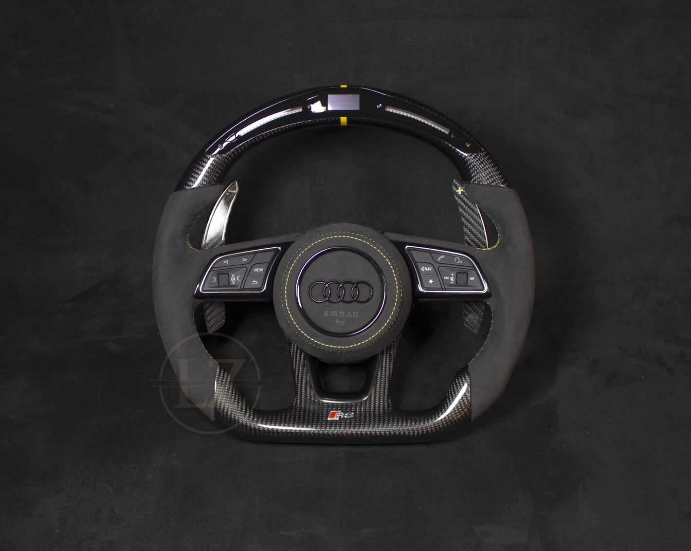 Audi RS Alcantara/Carbon Ratt - LZ-Customs