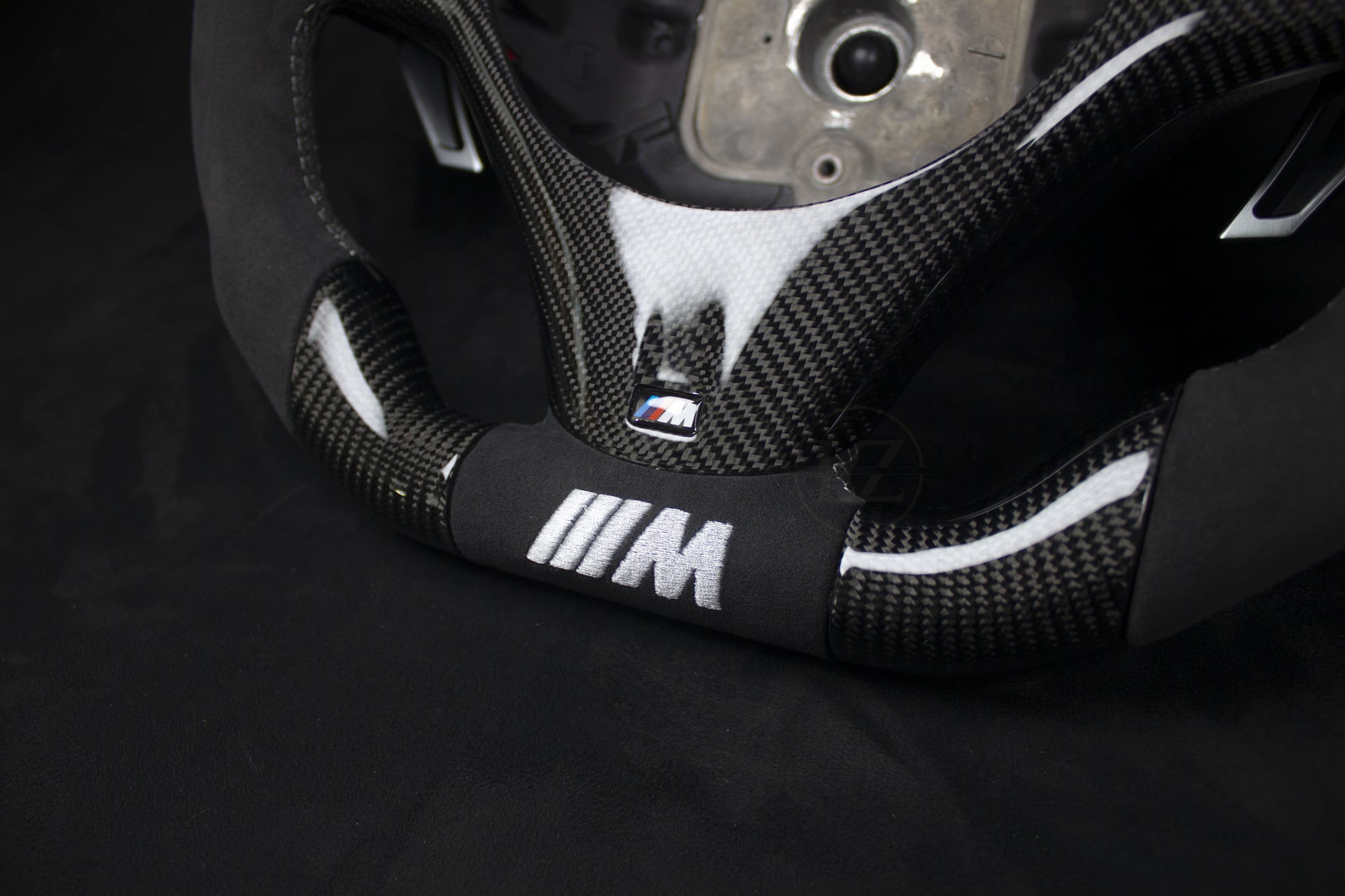 BMW E8X/E9X Carbon/Alcantara LED Ratt Hvite Detaljer - LZ-Customs