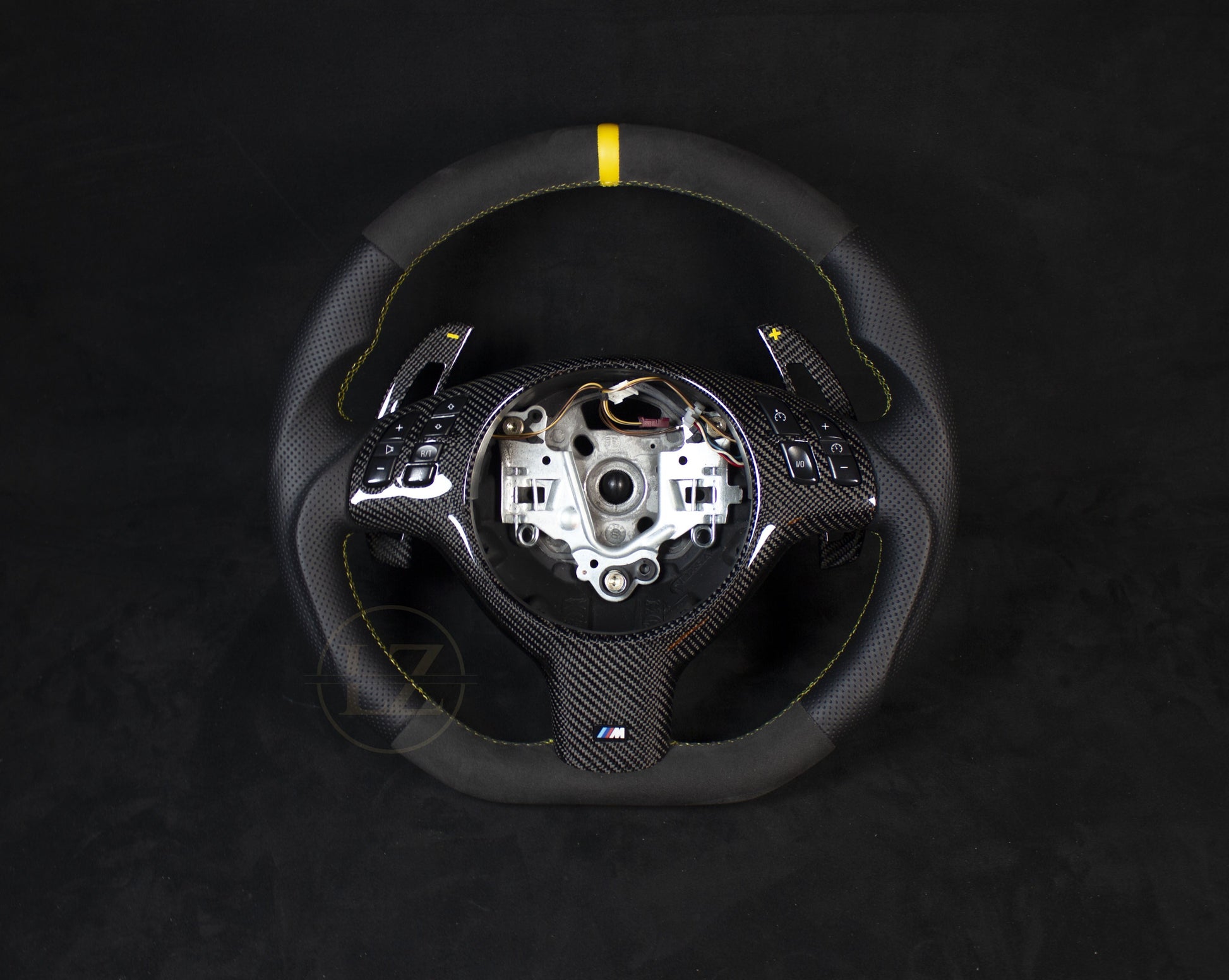 BMW E46 Skinn Ratt Gule Detaljer - LZ-Customs