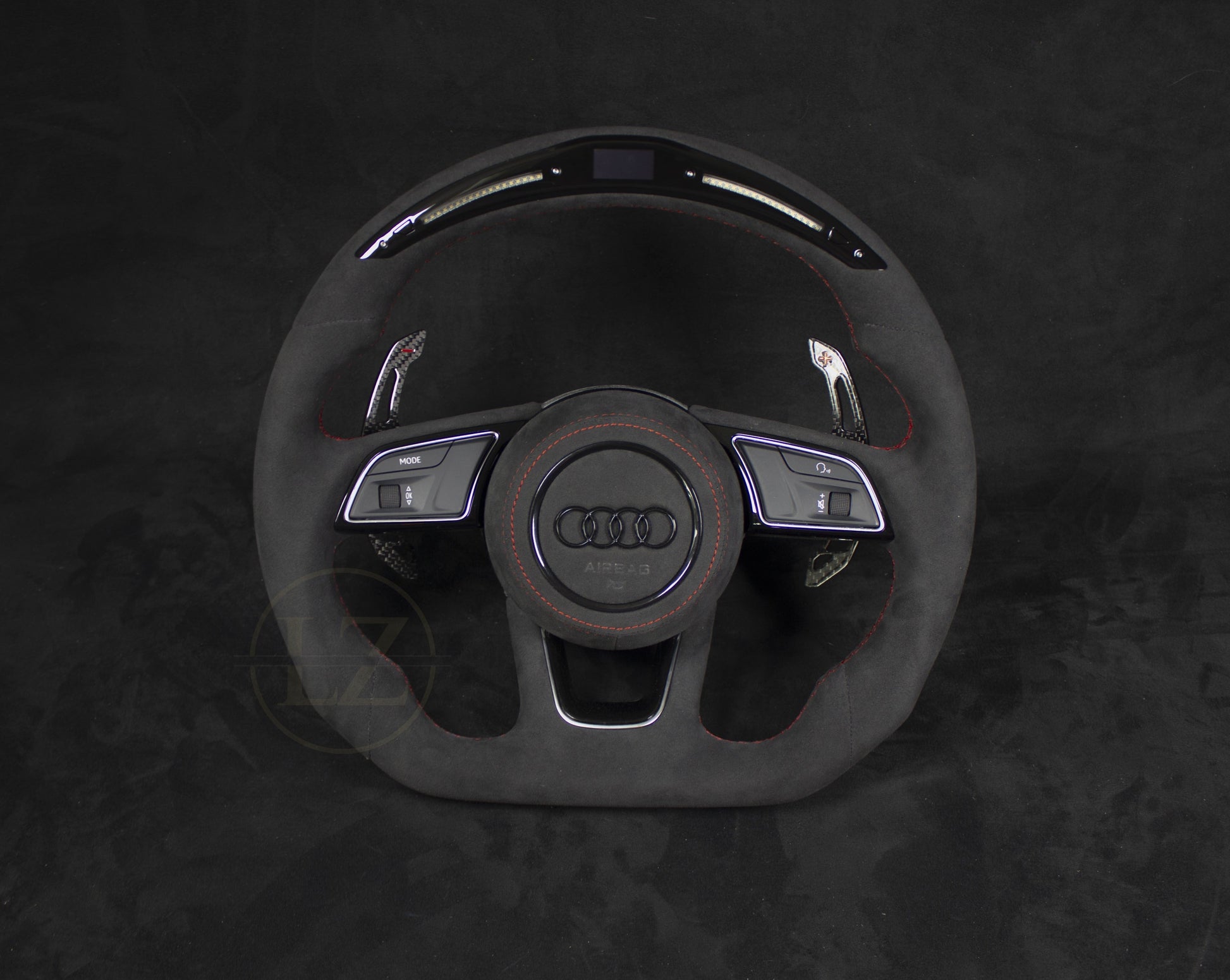Audi B9 Alcantara LED Ratt - LZ-Customs