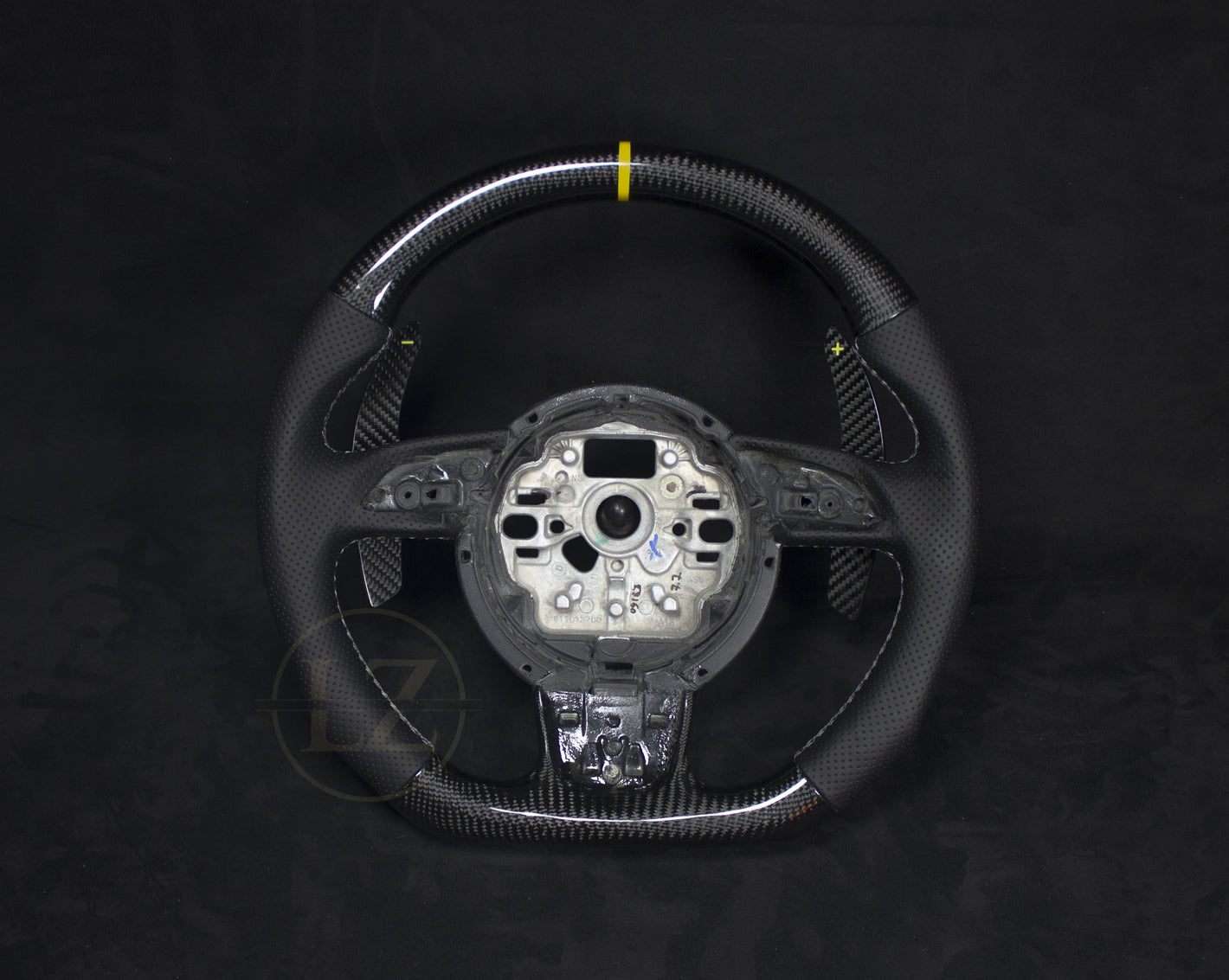 Audi B8 Carbon og Alcantara Ratt, Gule Detaljer - LZ-Customs