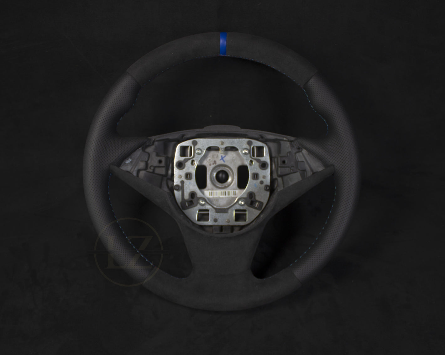 BMW E6X Skinn/Alcantara Ratt Blå Detaljer - LZ-Customs