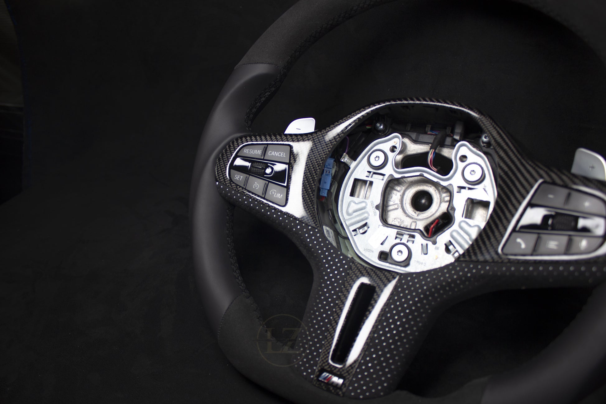 BMW G-Serie G80/G82/G20/G30 Alcantara/Skinn Ratt - LZ-Customs