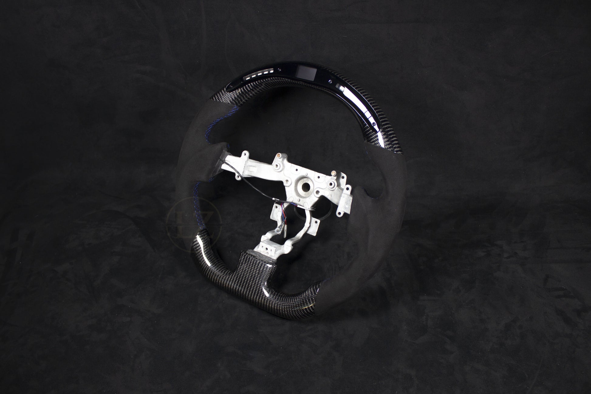 Nissan GTR R35 Alcantara/Carbon LED ratt Blå detaljer - LZ-Customs