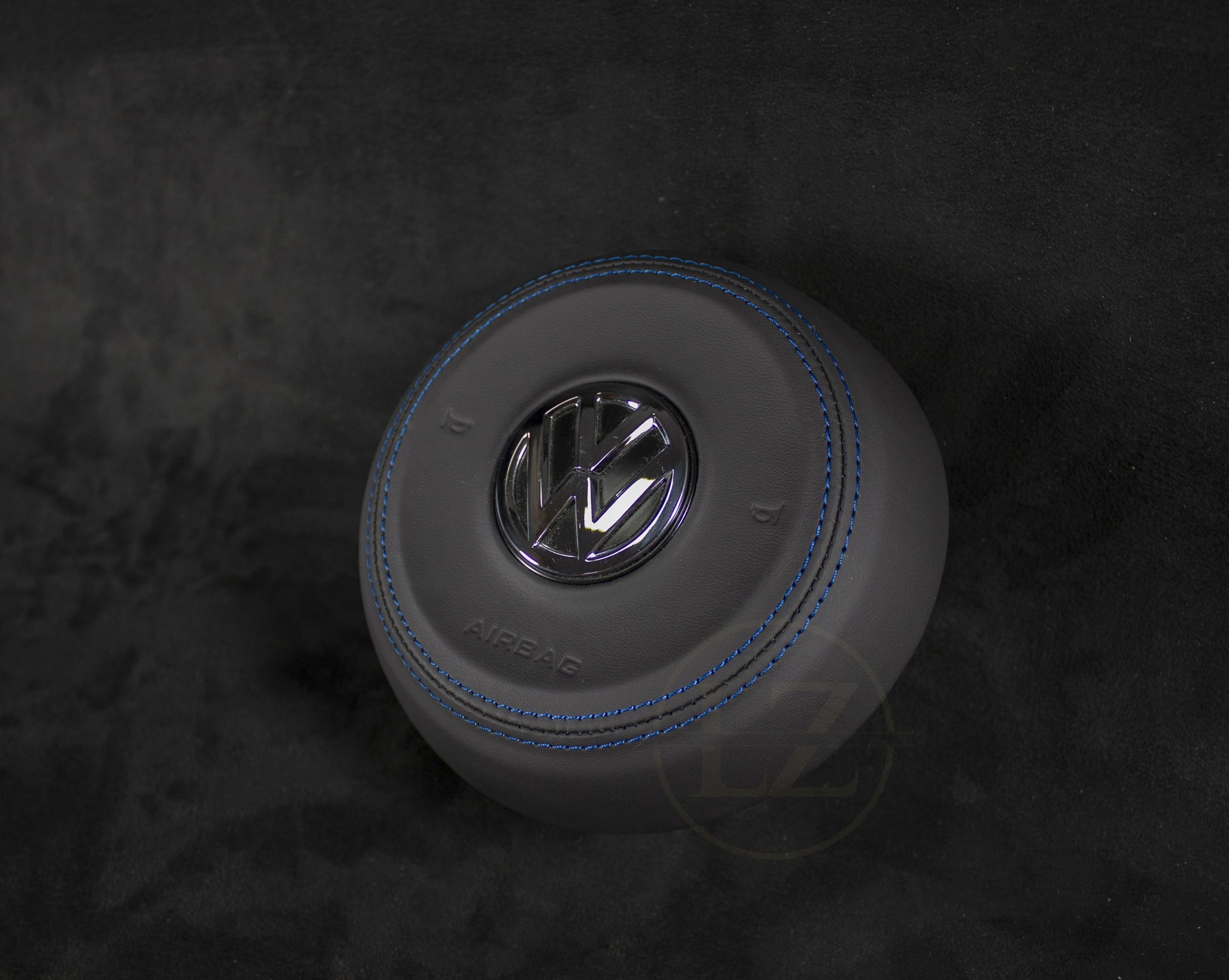 Volkswagen Golf MK7 Custom Skinn Airbag - LZ-Customs