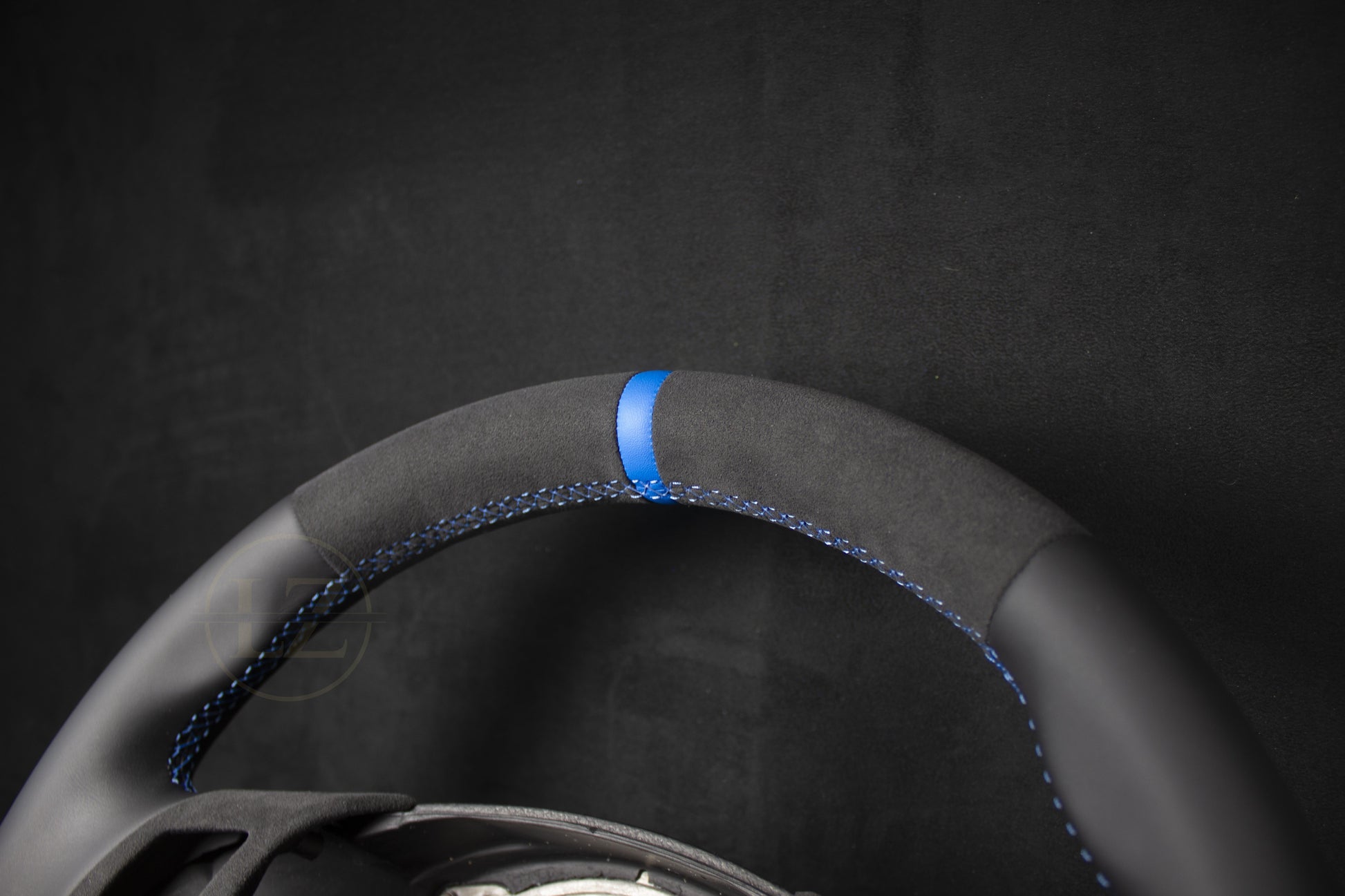 BMW E8X/E9X Alcantara/Skinn Ratt - LZ-Customs