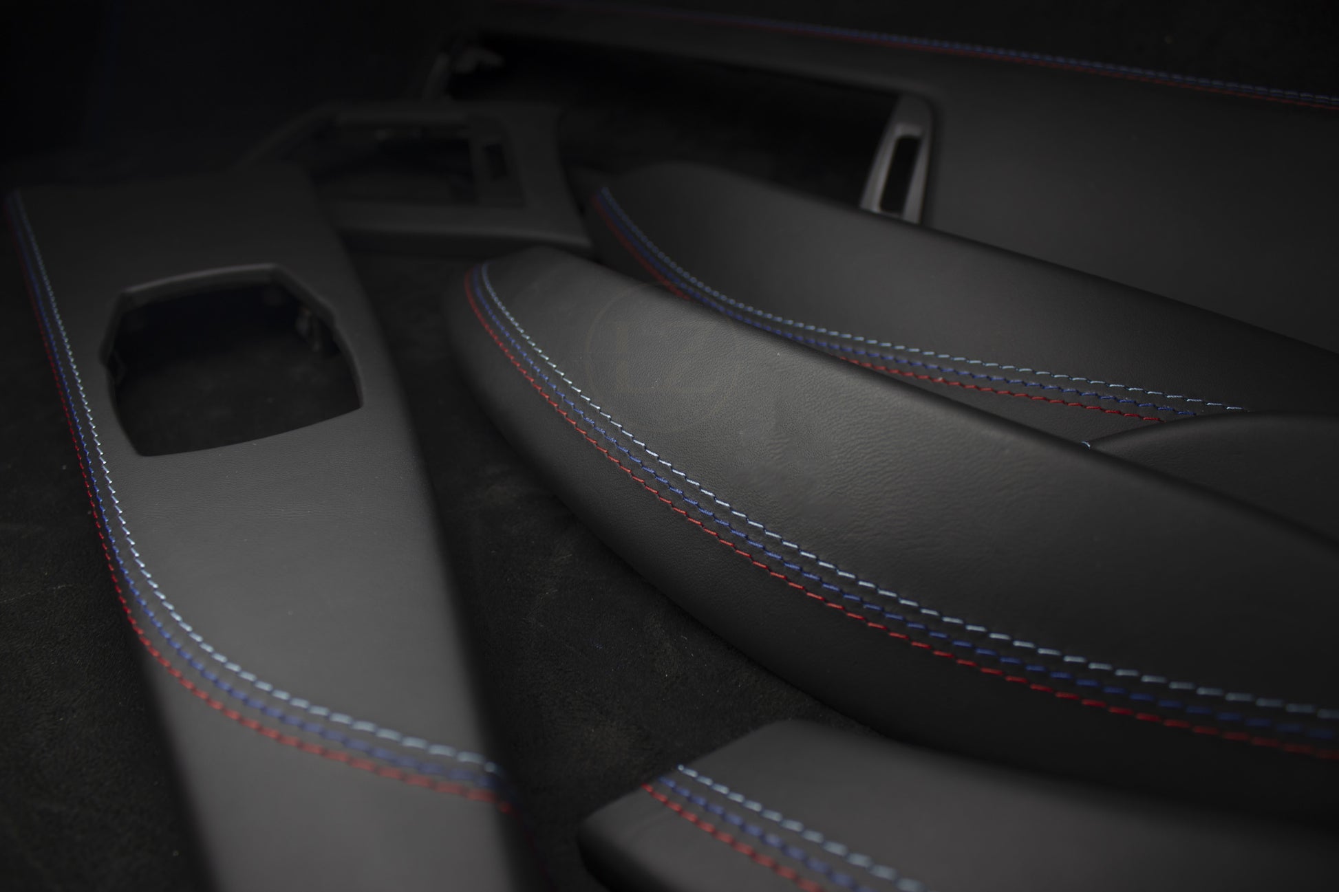 BMW F30,F80,F32,F82,F31,F36 Nappa Skinn Interiør Lister M-Sømmer - LZ-Customs