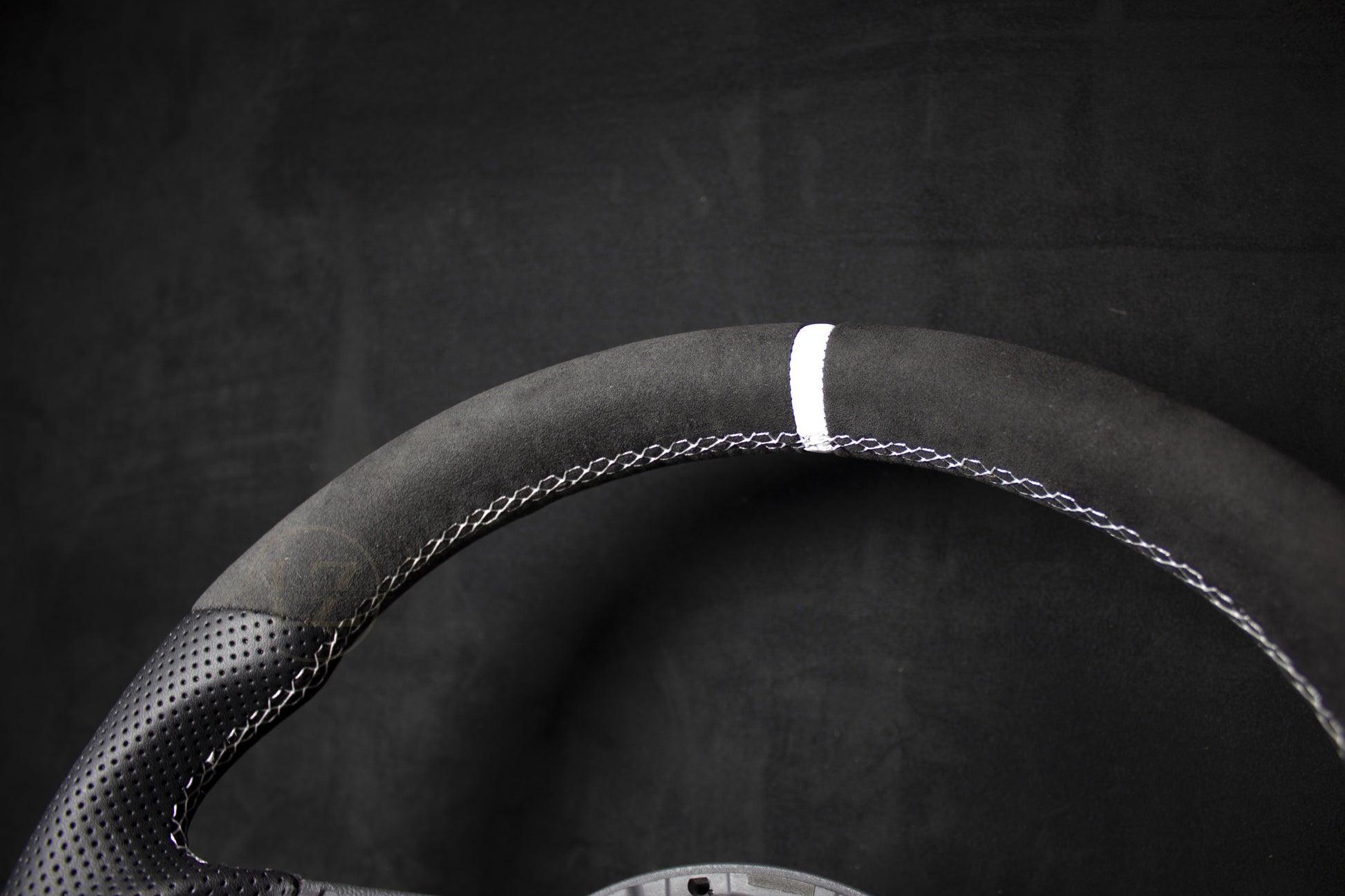 VOLKSWAGEN GOLF MK7 Alcantara/Skinn Ratt - LZ-Customs