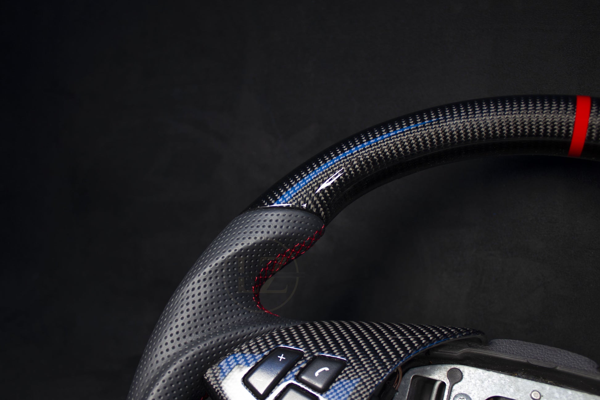 BMW E6X Carbon/Skinn Ratt Røde Detaljer - LZ-Customs