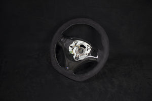 BMW E8X/E9X M-Performance Alcantara Ratt Hvite sømmer Carbon Rattdeksel - LZ-Customs