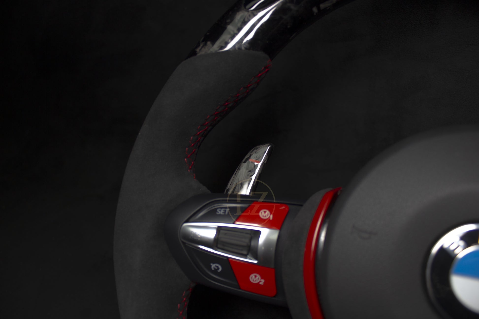 BMW F2X,3X,8X Forged Carbon Ratt, LED Røde Detaljer - LZ-Customs