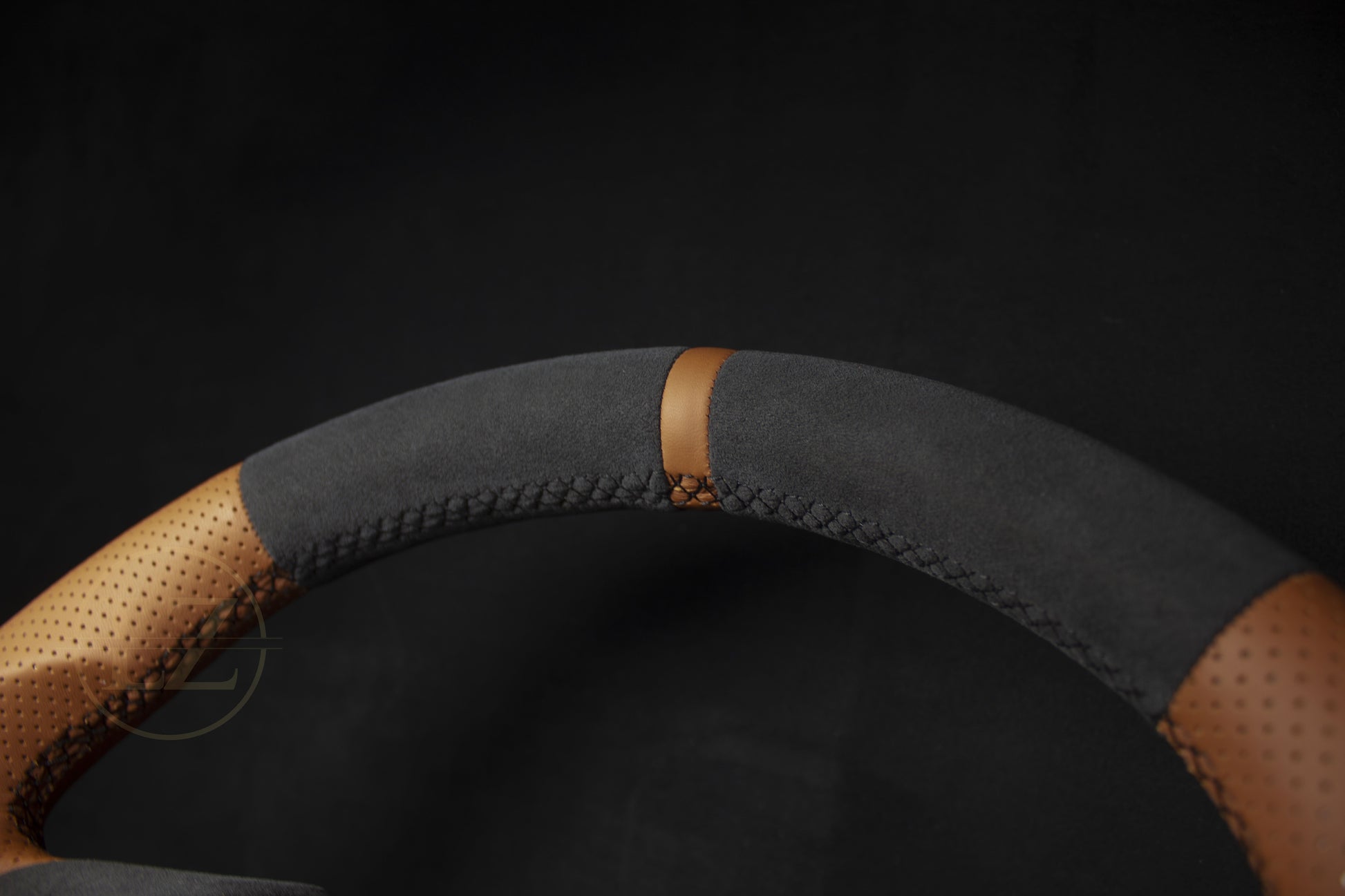 BMW E8X/E9X Alcantara/Sadle Brown skinn Ratt - LZ-Customs