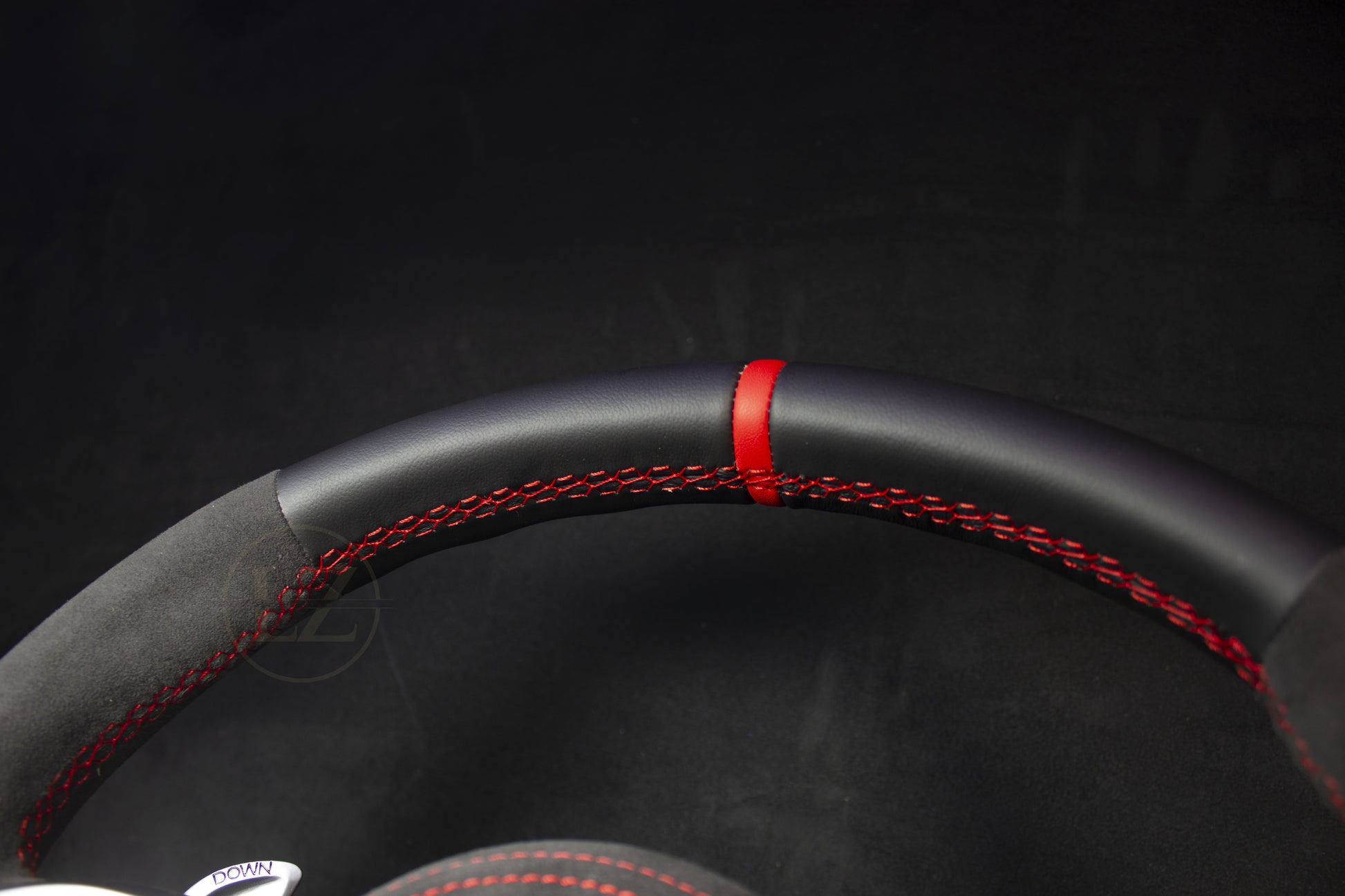 Mercedes-Benz C63 AMG Alcantara/Skinn Ratt - LZ-Customs