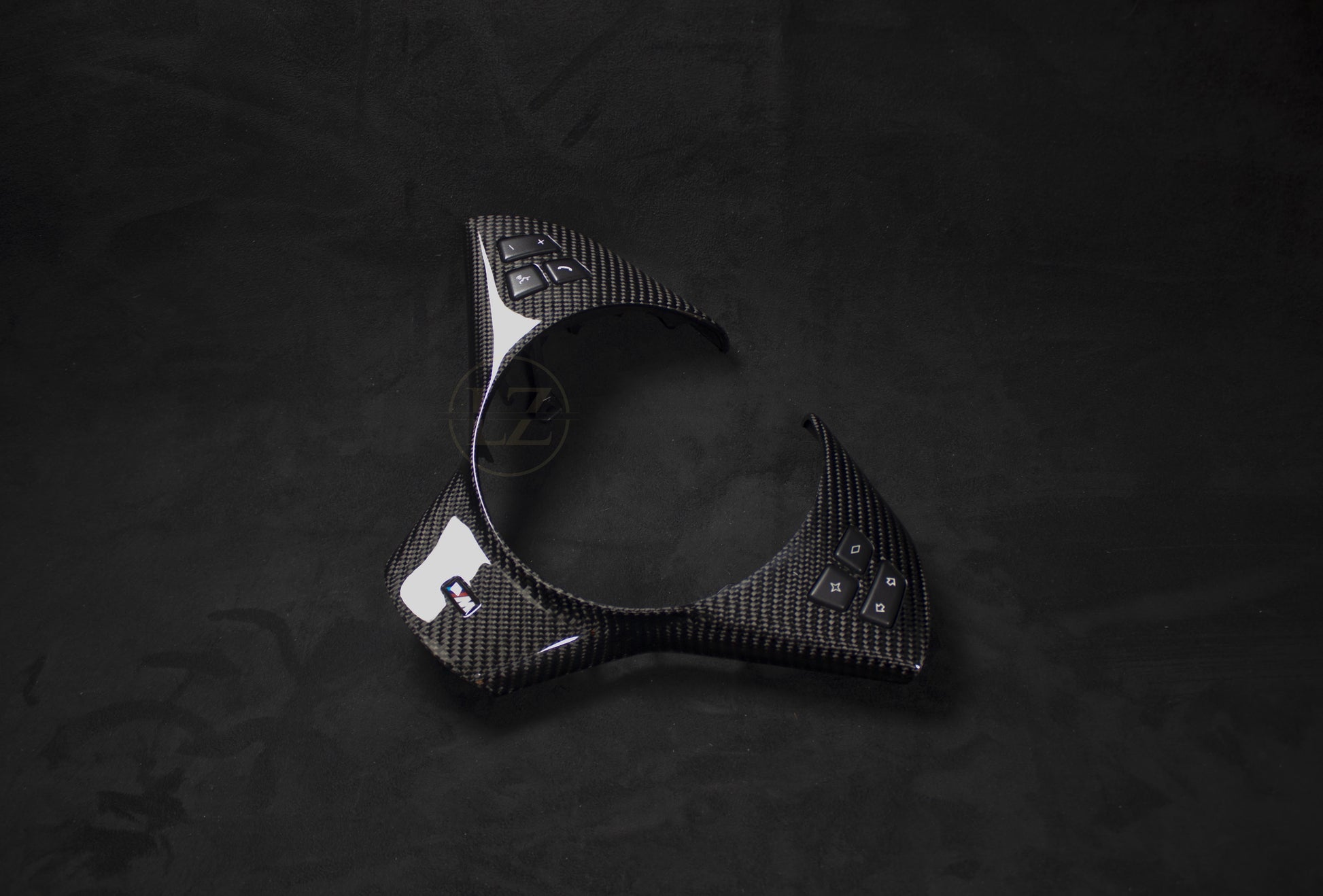 BMW E60, E61 Carbon Rattdeksel - LZ-Customs