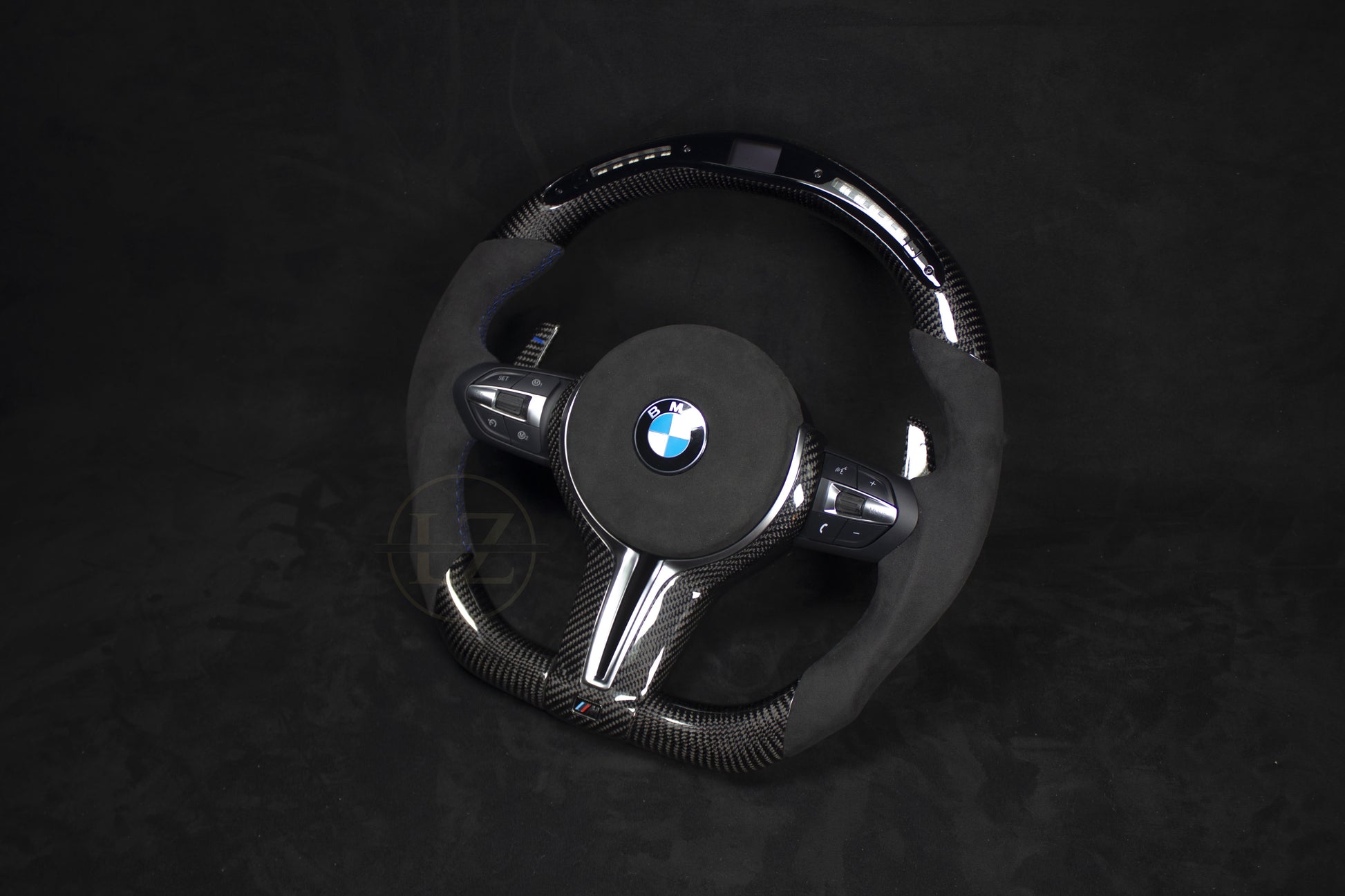 BMW F-Serie Alcantara/Carbon Ratt, LED Blå Detaljer - LZ-Customs