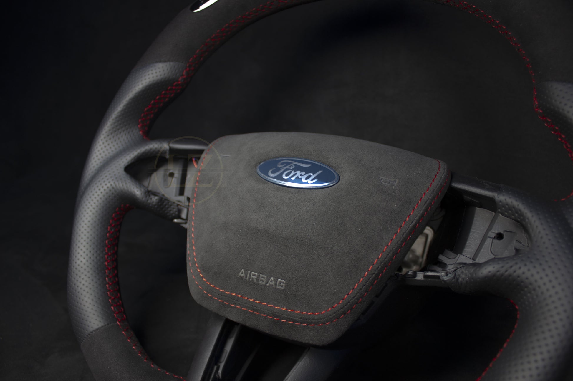 Ford Focus ST/RS MK3 Alcantara/Skinn LED Ratt - LZ-Customs