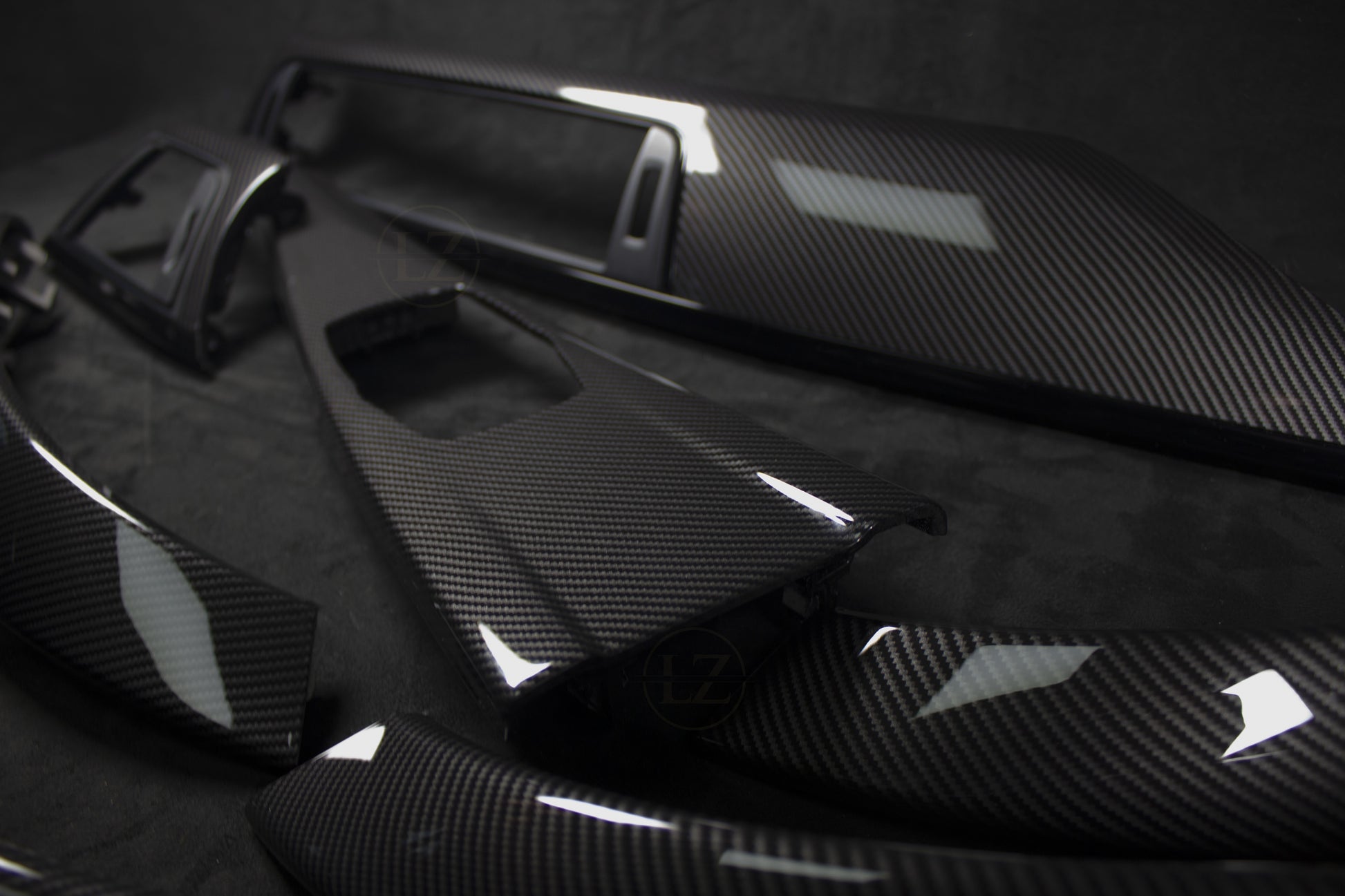 BMW F30,F80,F32,F82,F31,F36 Carbon Fiber Interiørlister LZ-Light - LZ-Customs