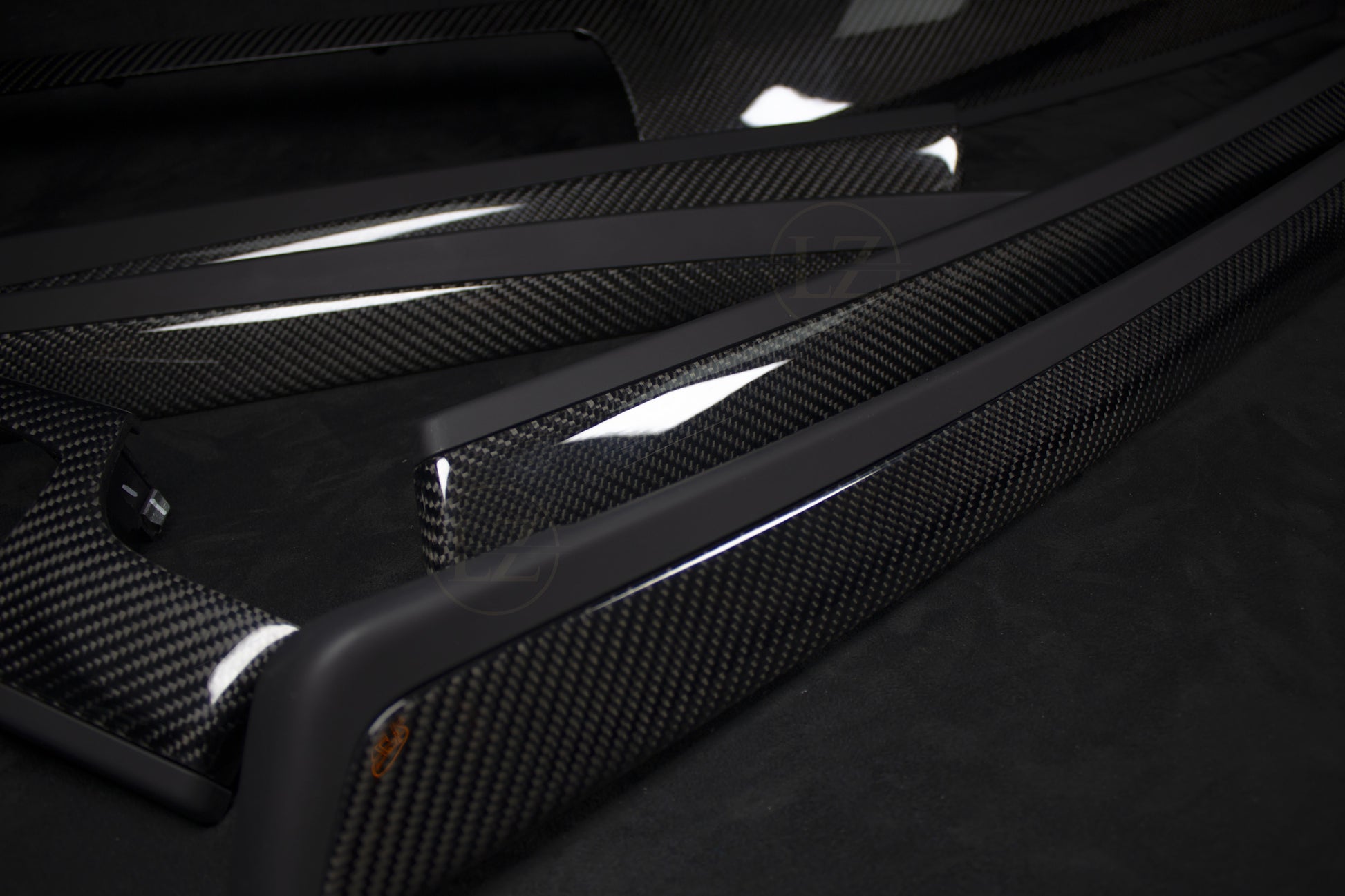 KBMW F10 M5 Carbon Fiber Interiørlister - LZ-Customs