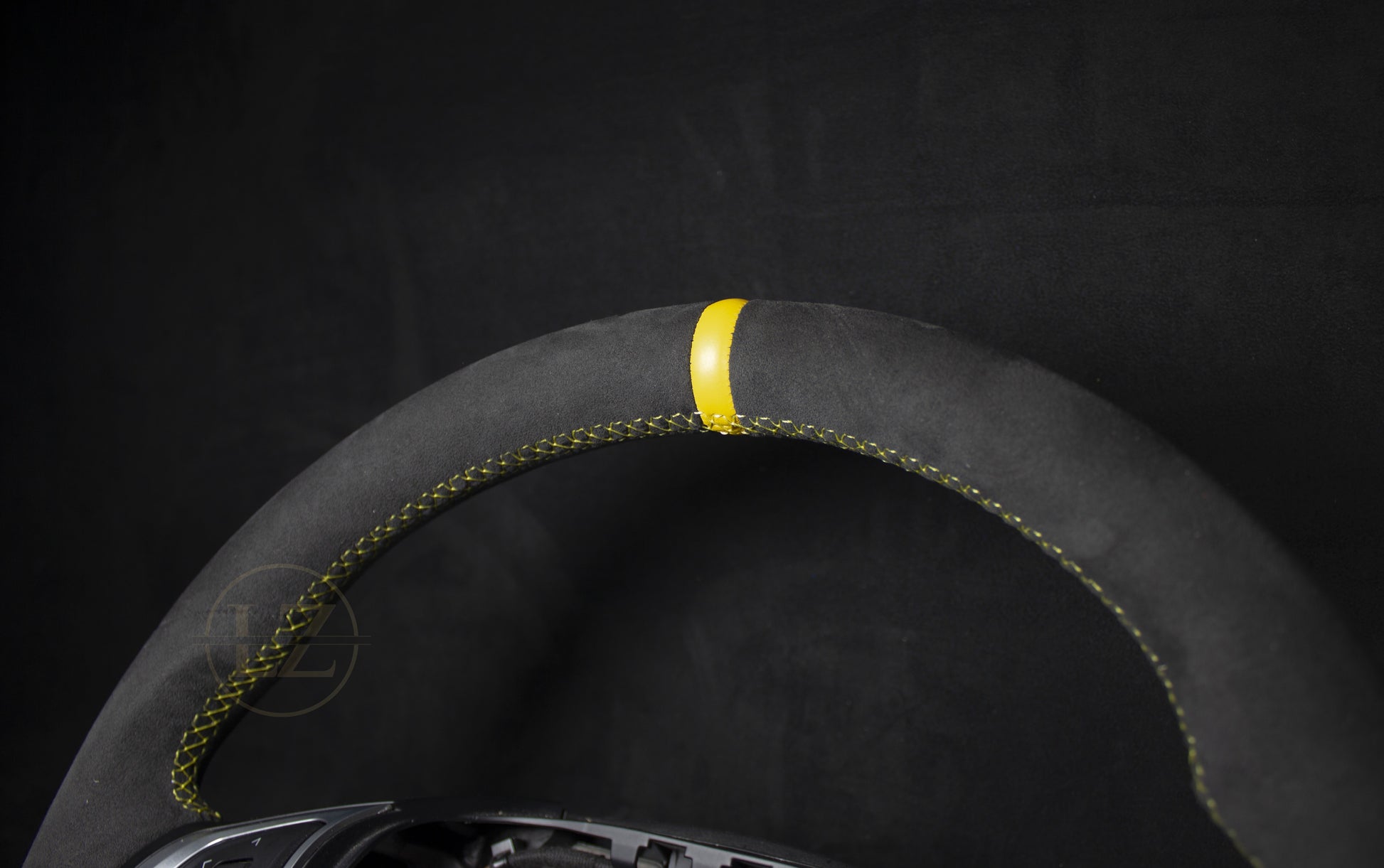 Ford Mondeo Alcantara Ratt, Gule Detaljer - LZ-Customs