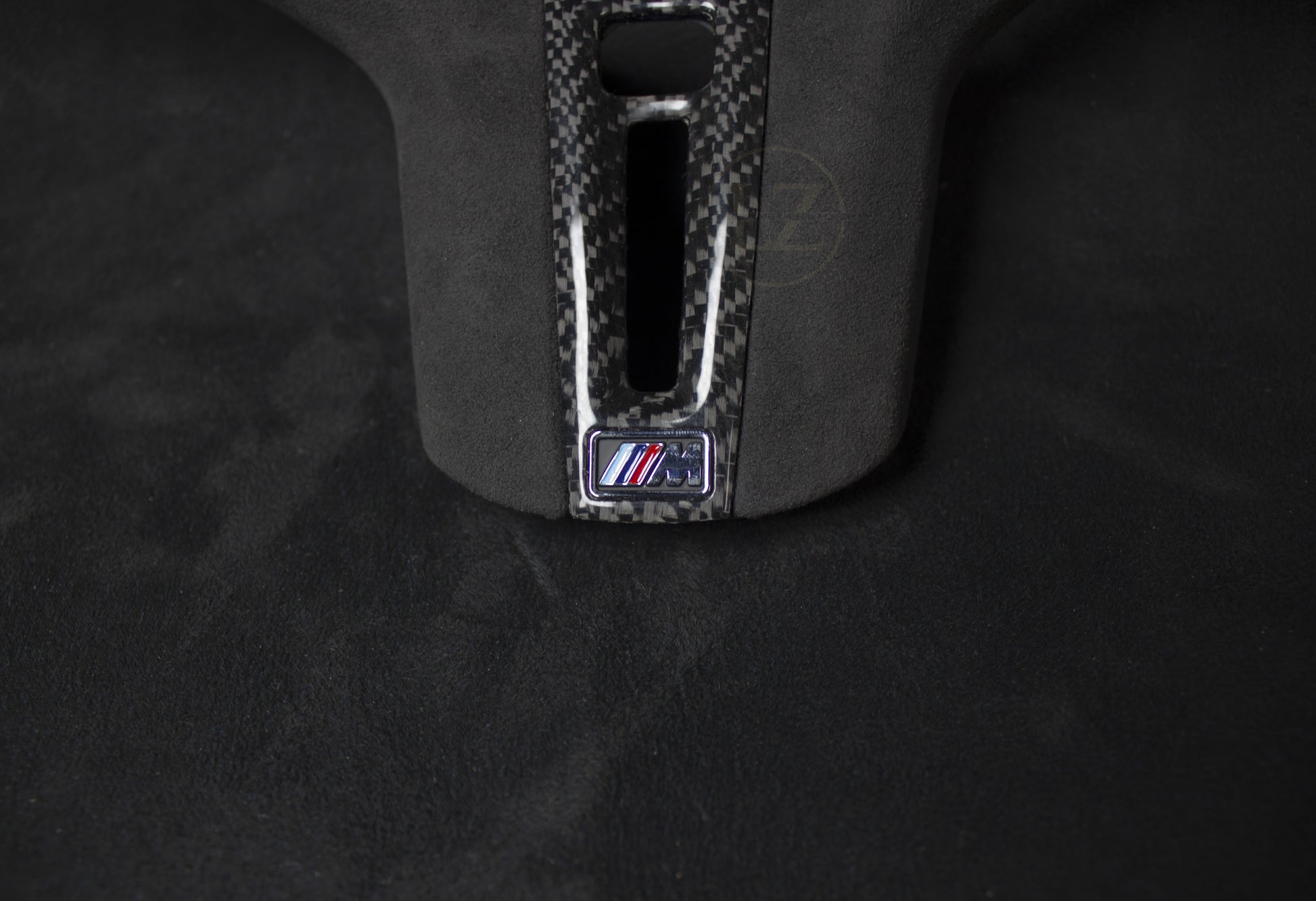 BMW G-Serie Carbon og Alcantara Rattdeksel - LZ-Customs