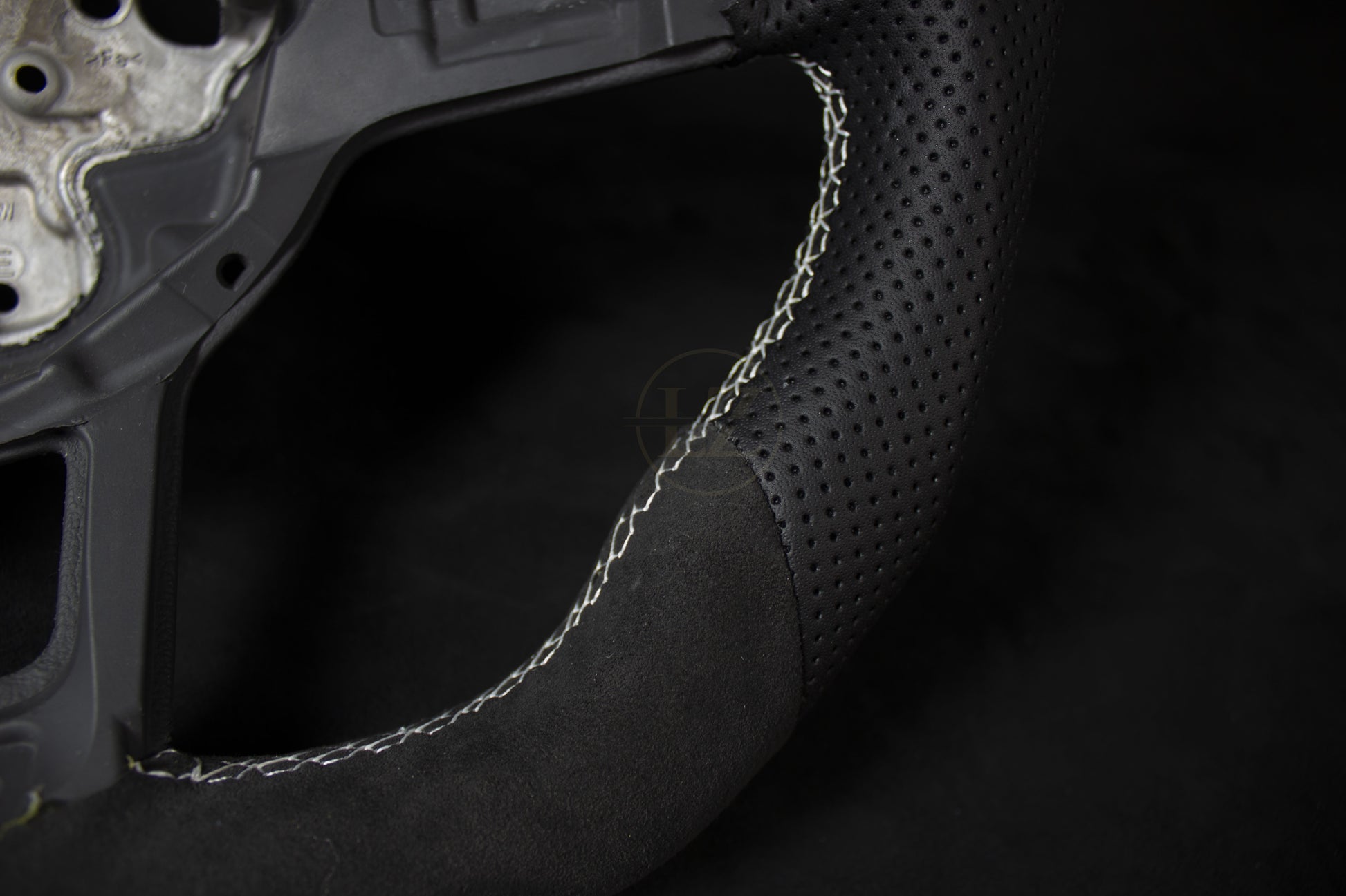 VOLKSWAGEN GOLF MK7 Alcantara/Skinn Ratt - LZ-Customs